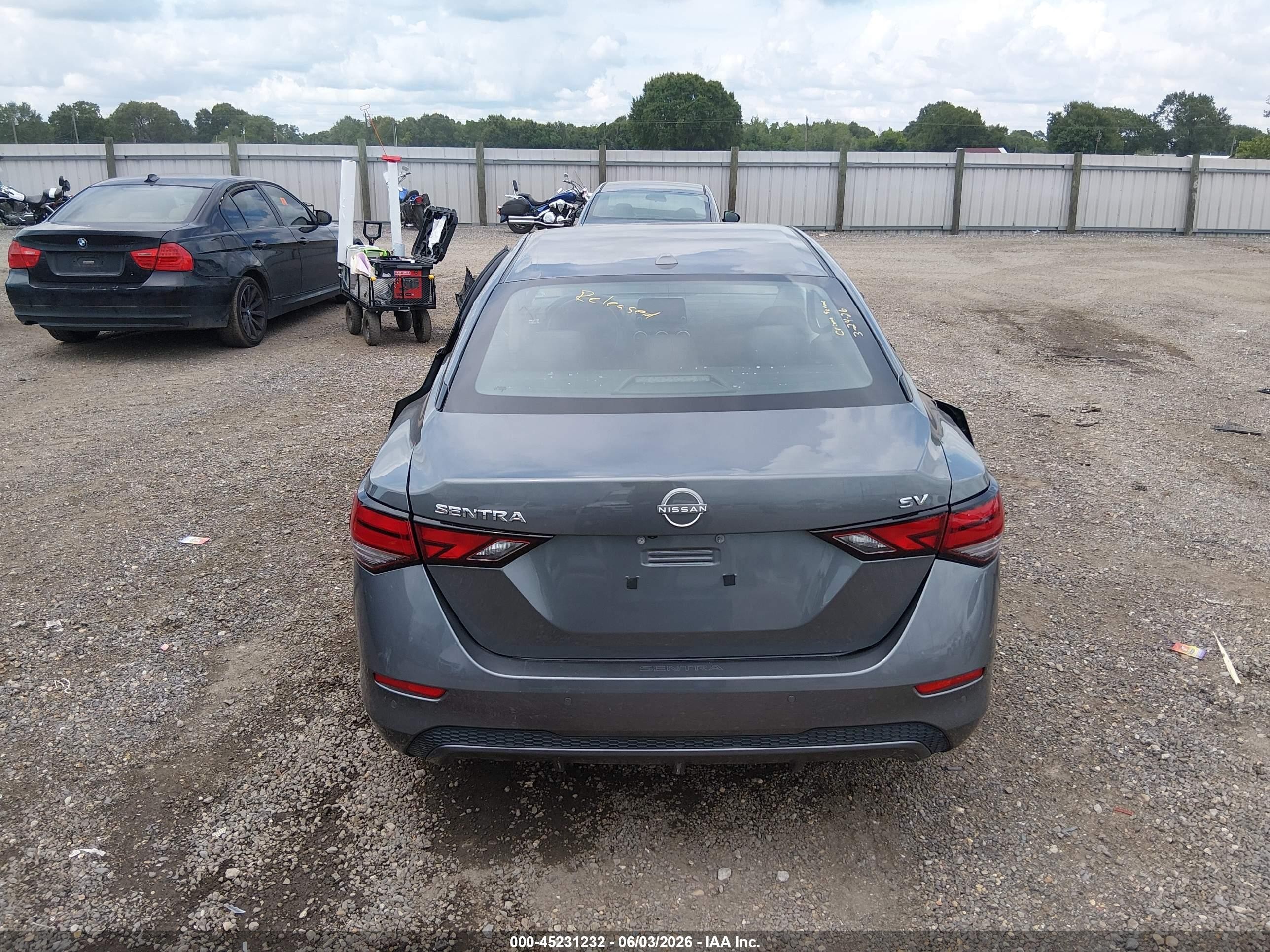 2024 Nissan Sentra Sv Xtronic Cvt Gray vin: 3N1AB8CV2RY374880