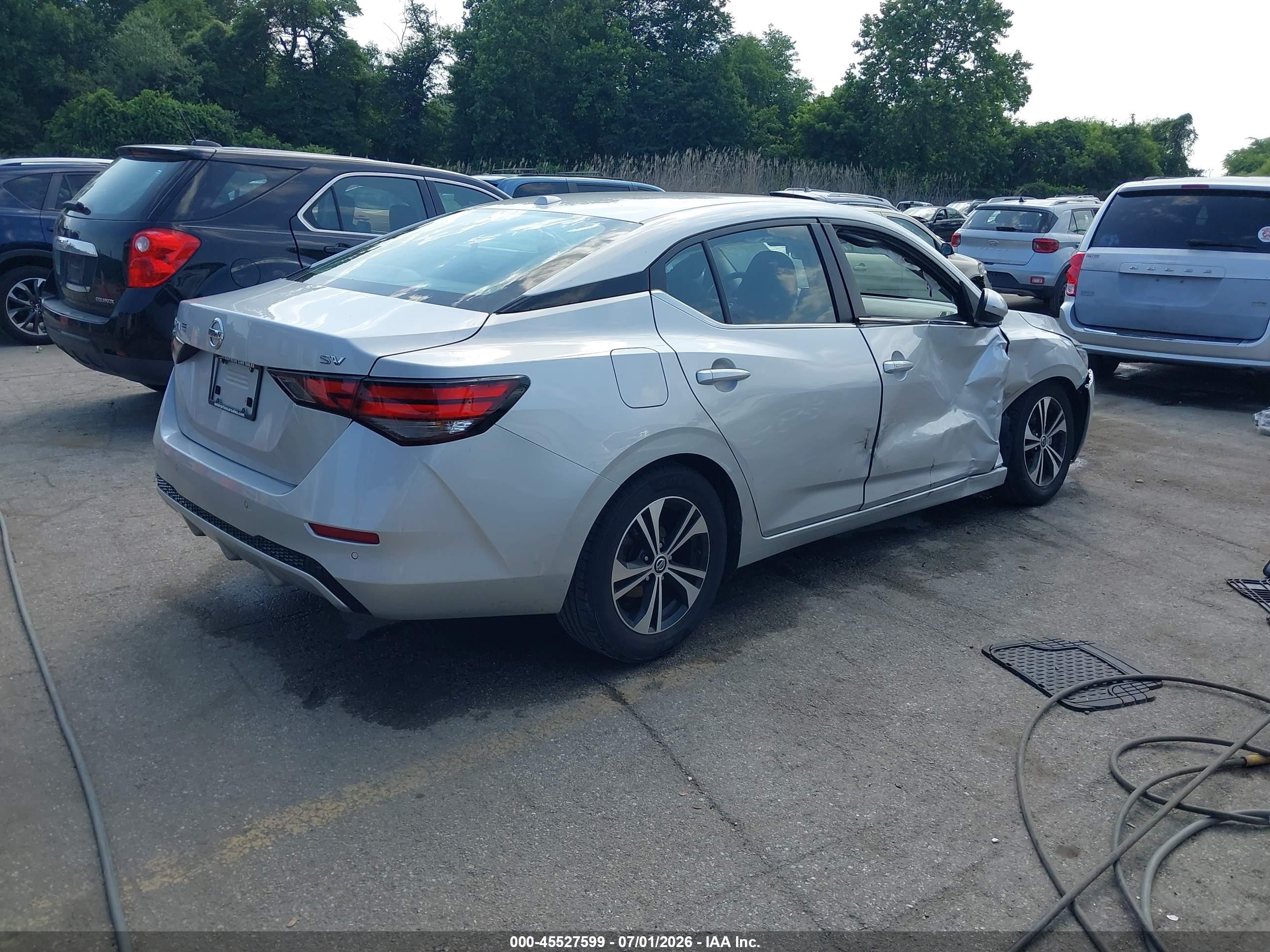 2022 Nissan Sentra Sv Xtronic Cvt Silver vin: 3N1AB8CV3NY222777