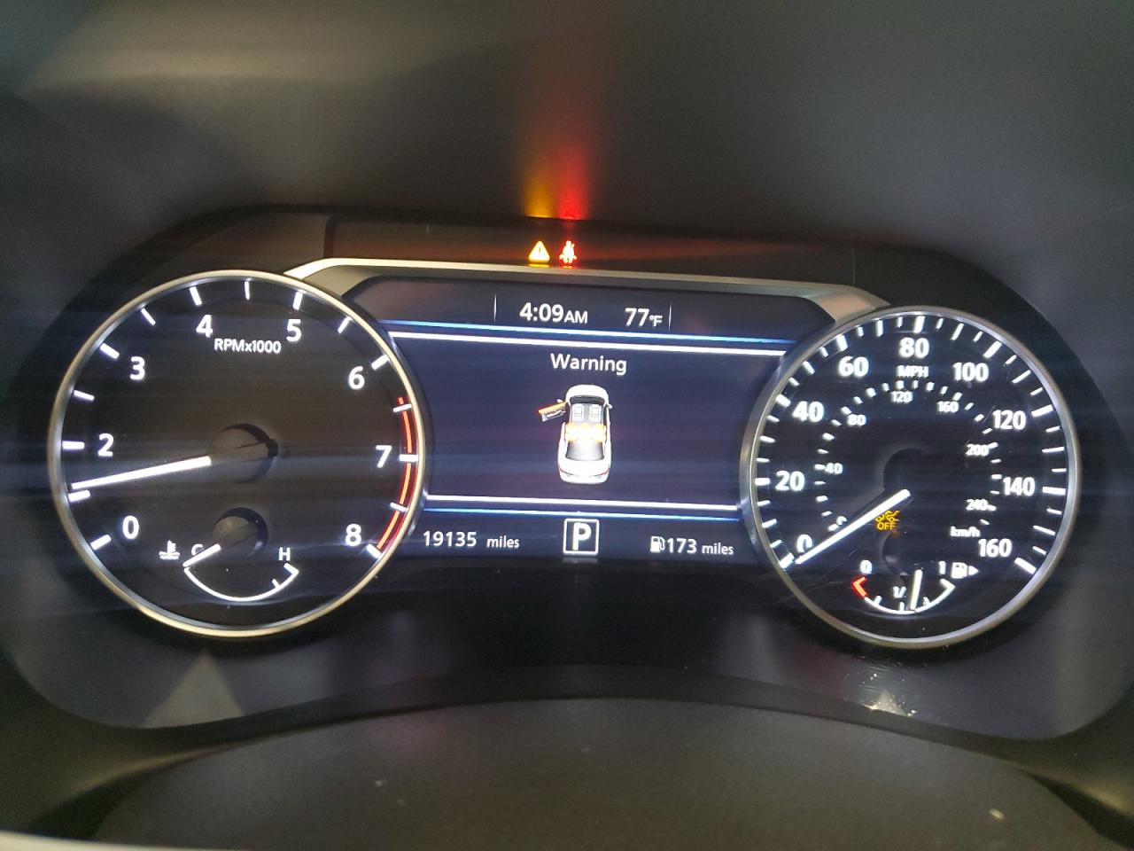 2025 Nissan Sentra Sv White vin: 3N1AB8CV4SY383604 Damage: Warning - Collision Avoidance, On, Unacceptable