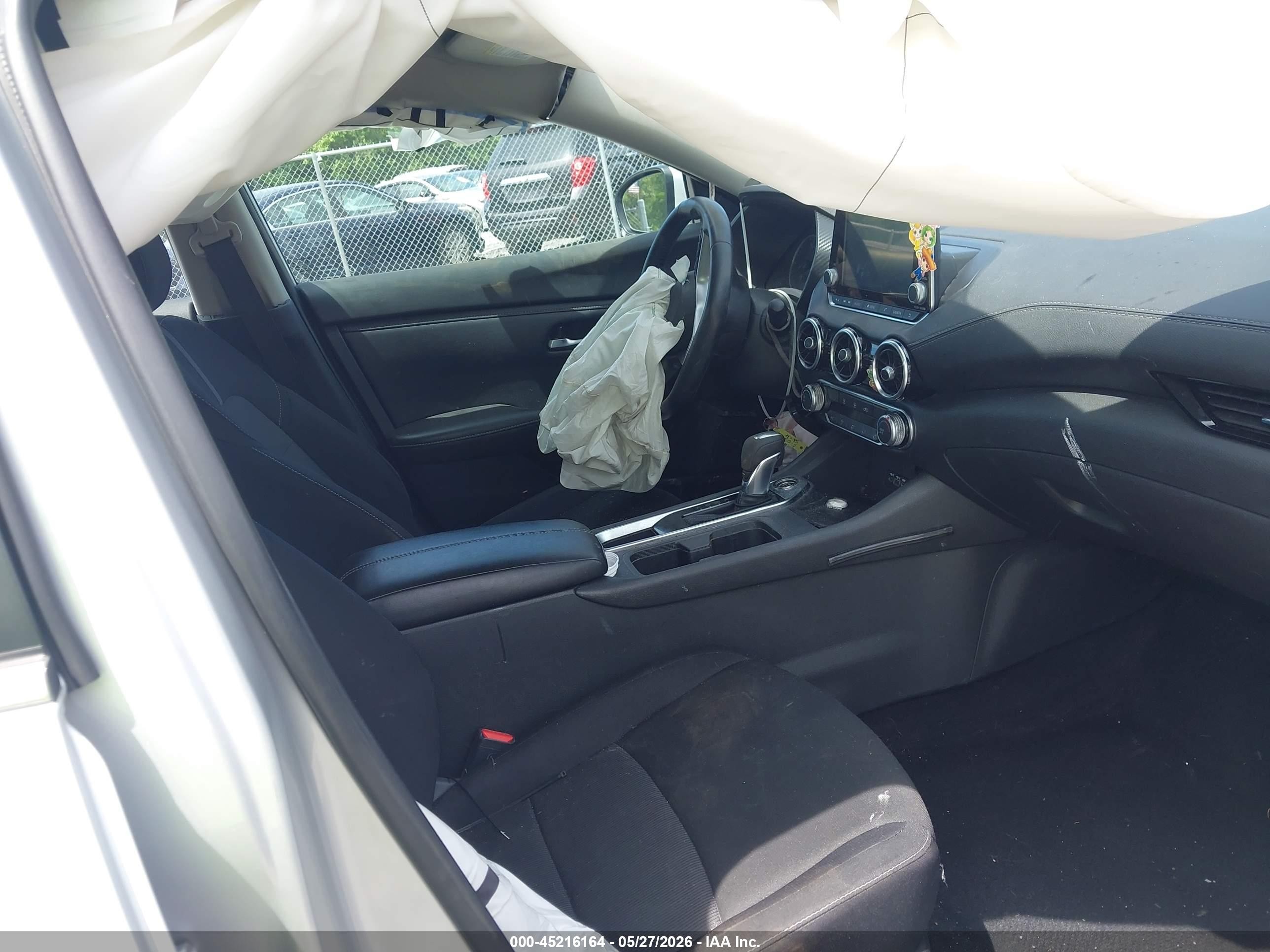 2022 Nissan Sentra Sv Xtronic Cvt Серебряный vin: 3N1AB8CV5NY254713