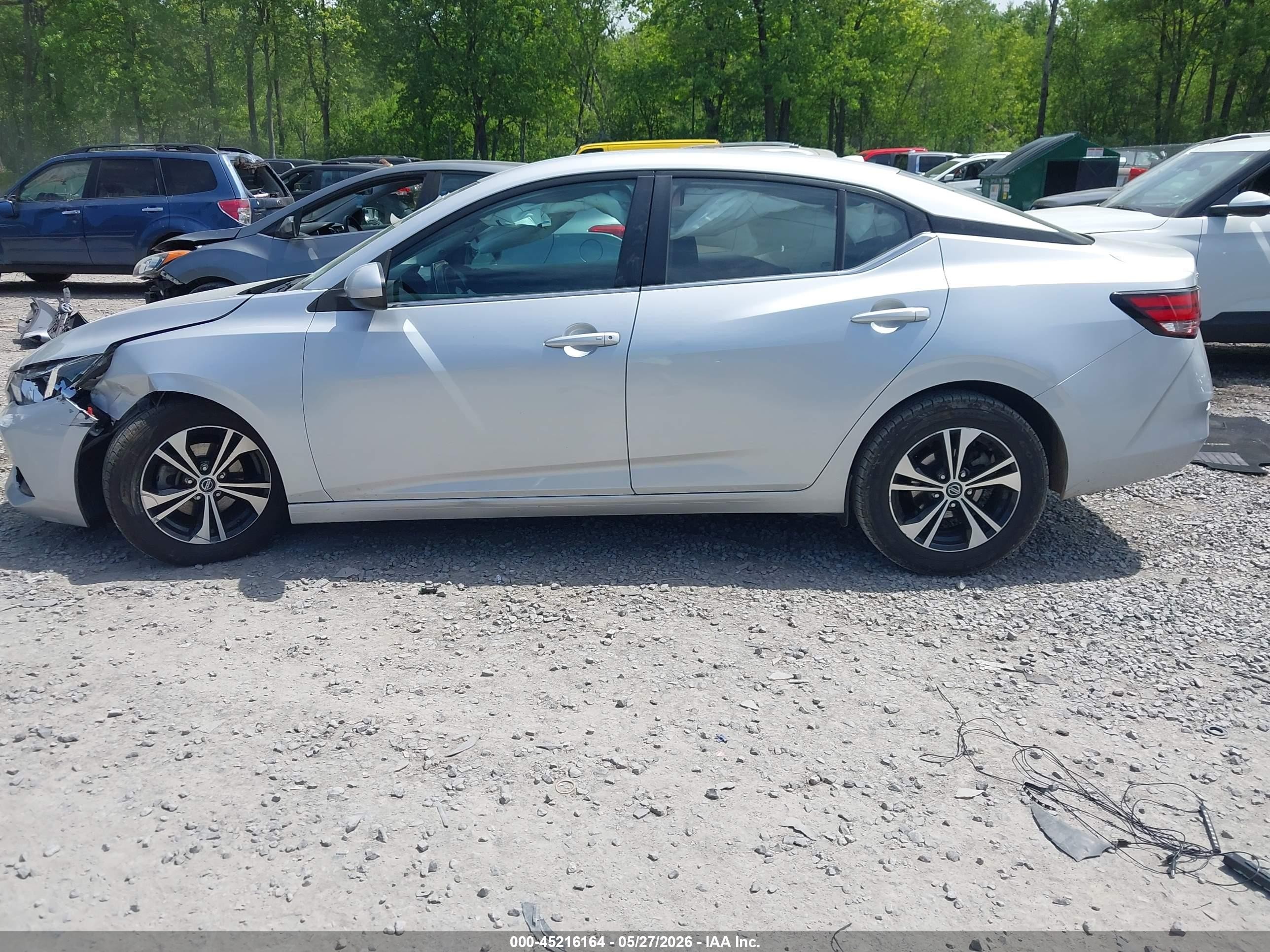 2022 Nissan Sentra Sv Xtronic Cvt Серебряный vin: 3N1AB8CV5NY254713