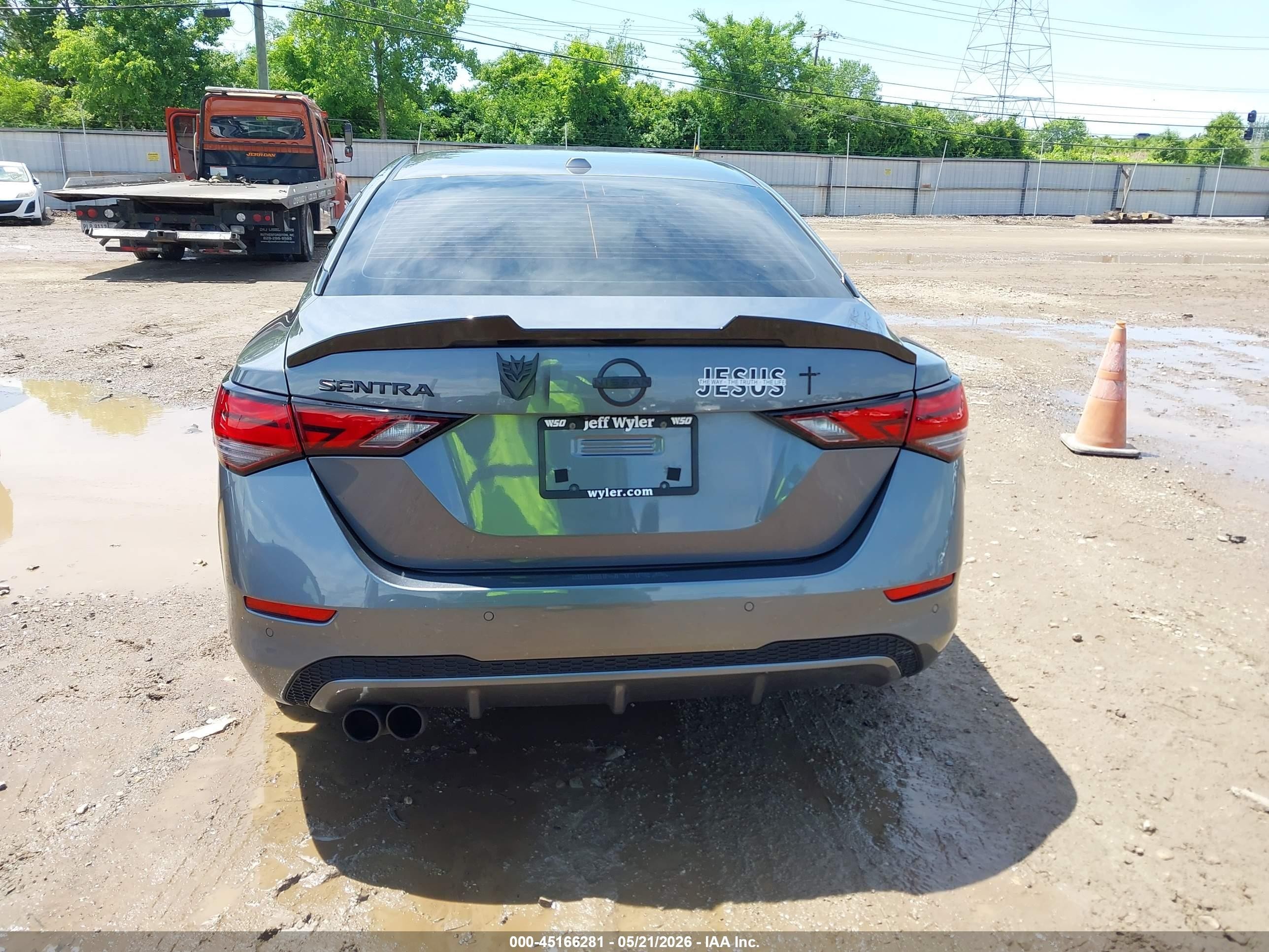 2025 Nissan Sentra Sv Gray vin: 3N1AB8CV5SY226888
