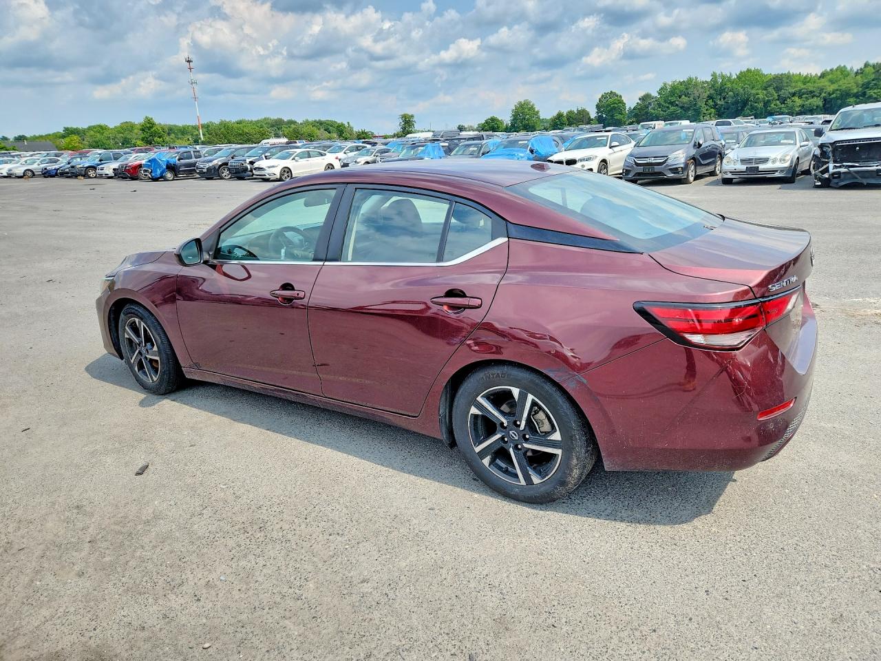 2024 Nissan Sentra Sv Maroon vin: 3N1AB8CV7RY341485