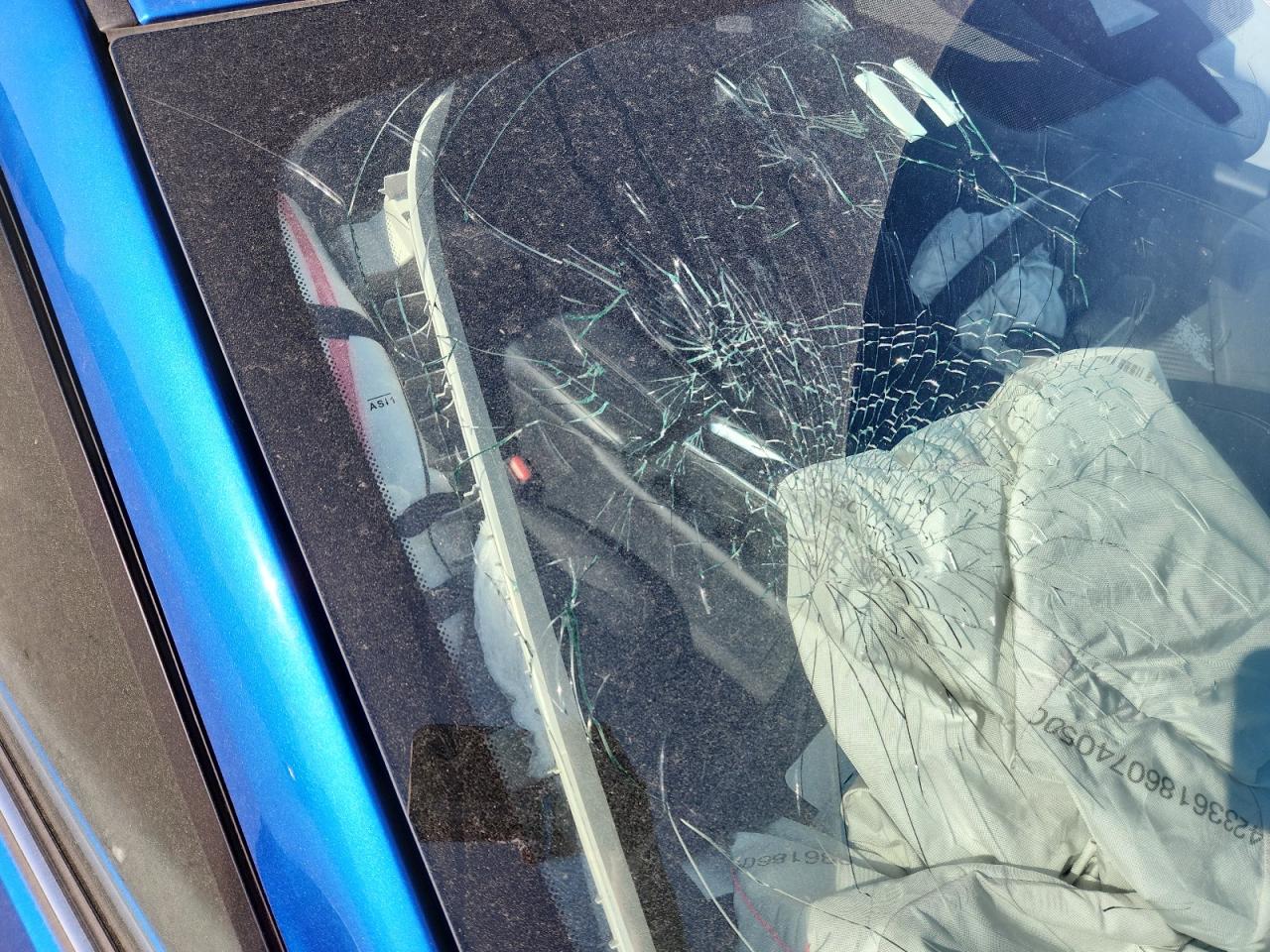 2025 Nissan Sentra Sv Blue vin: 3N1AB8CV7SY294030 Damage: Windshield, Broken, Replacement Required