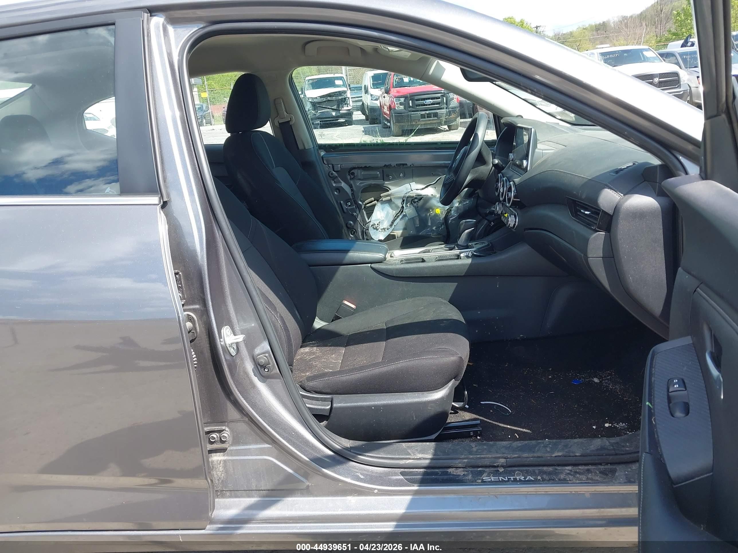 2024 Nissan Sentra Sv Xtronic Cvt Серый vin: 3N1AB8CV8RY276310