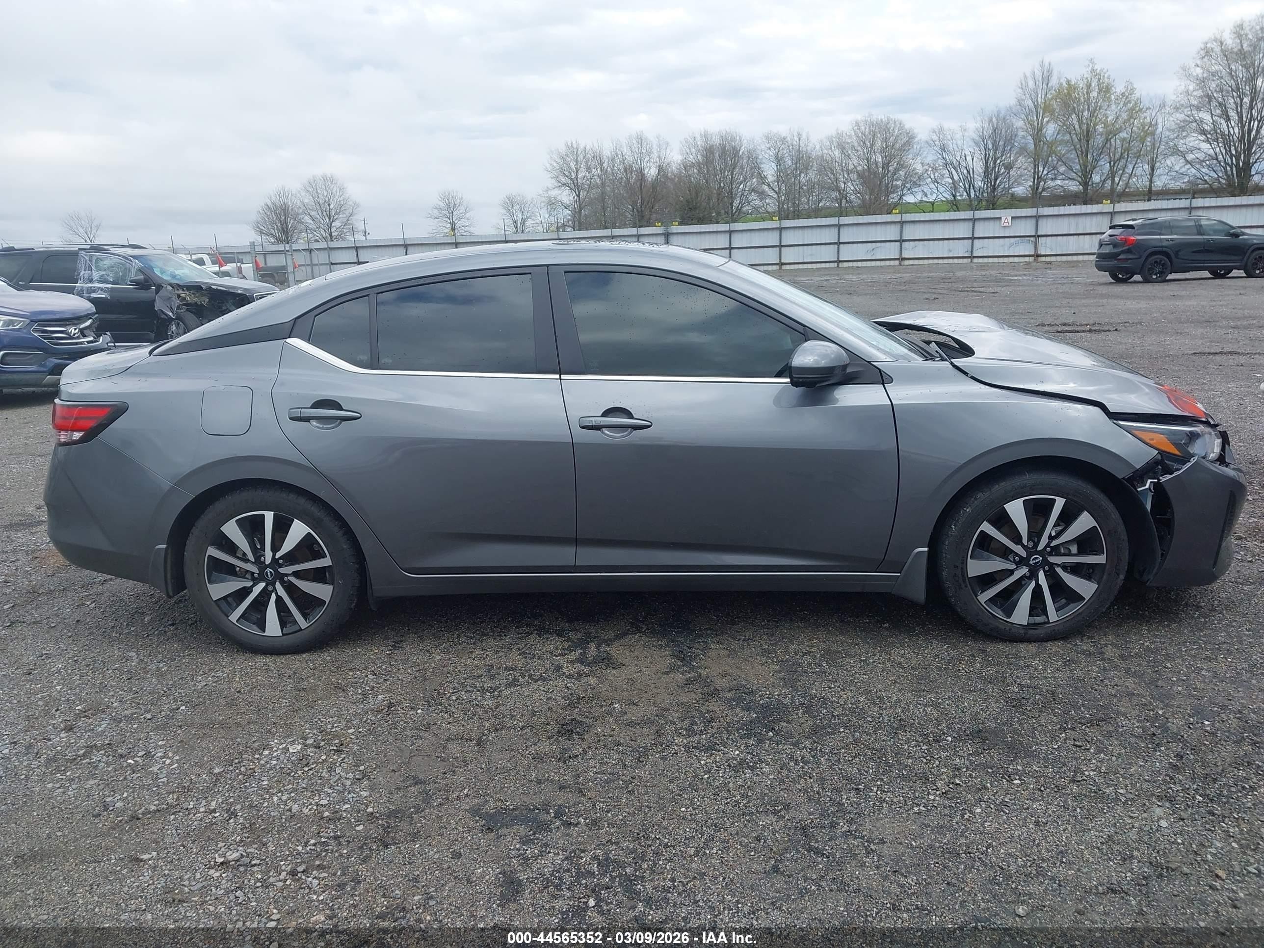 2024 Nissan Sentra Sv Xtronic Cvt Серый vin: 3N1AB8CV8RY367190
