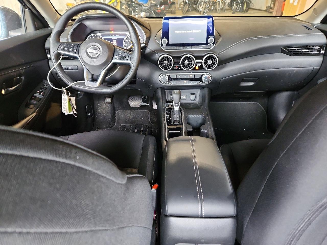 2025 Nissan Sentra Sv Black vin: 3N1AB8CV8SY371861