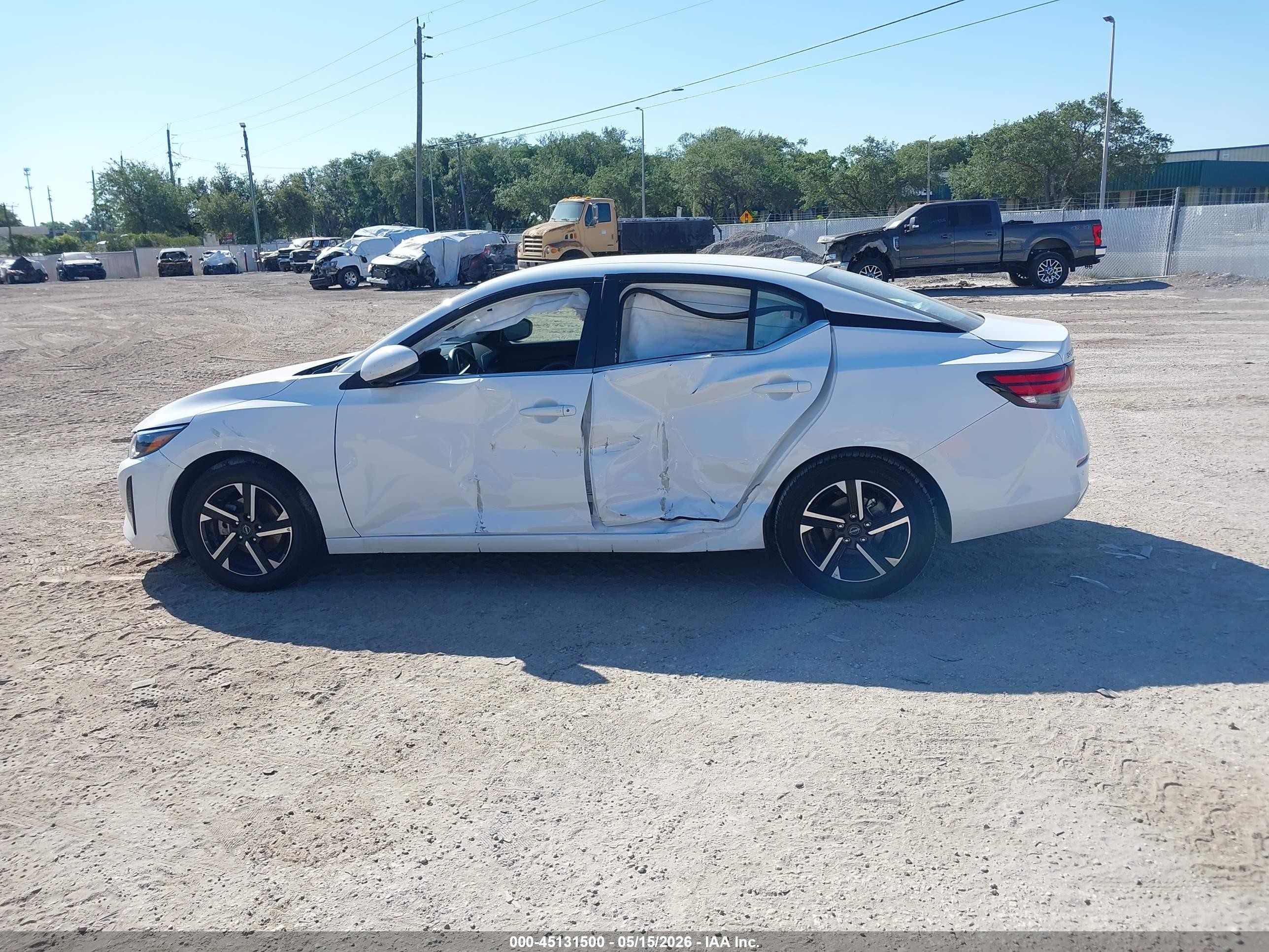 2025 Nissan Sentra Sv White vin: 3N1AB8CV9SY227283