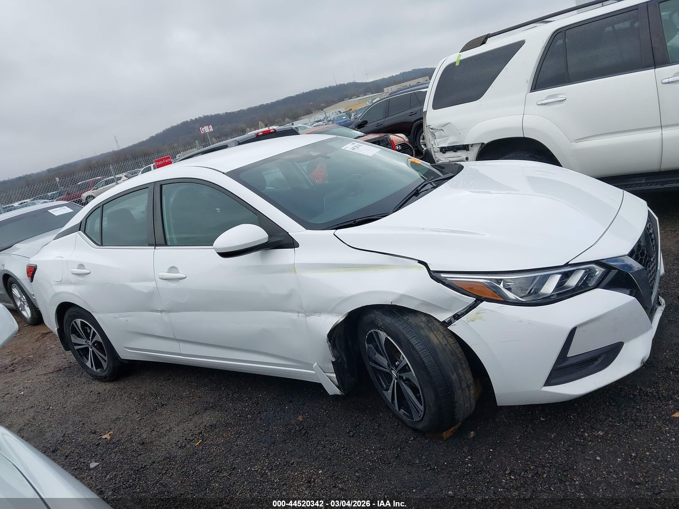 2022 Nissan Sentra Sv Xtronic Cvt Белый vin: 3N1AB8CVXNY246123