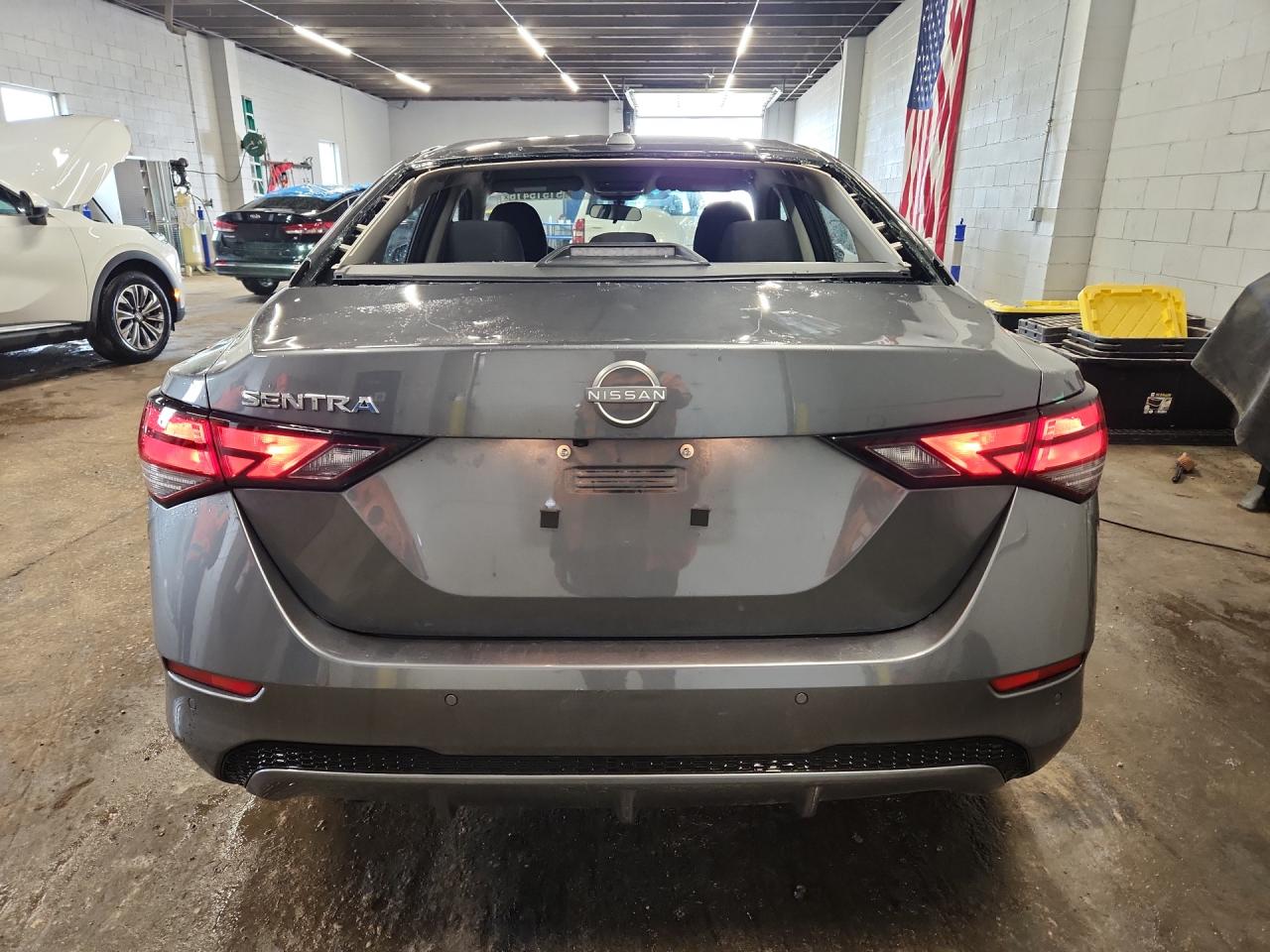 2025 Nissan Sentra Sv Серый vin: 3N1AB8CVXSY381551 Damage: Deck Lid, Hail Damage, 10 Or More