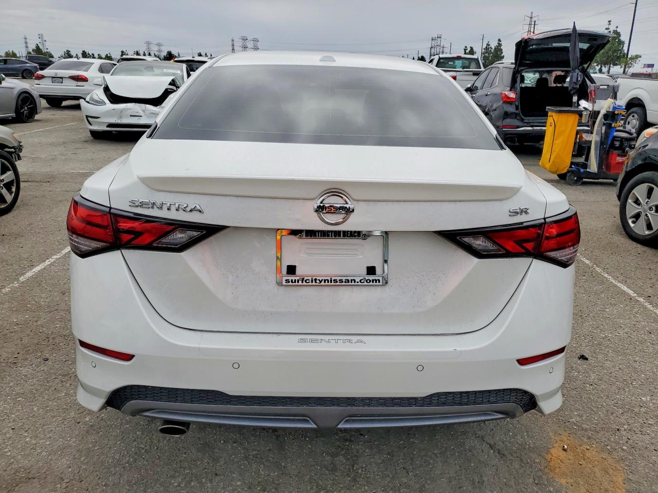2023 Nissan Sentra Sr White vin: 3N1AB8DV0PY283599