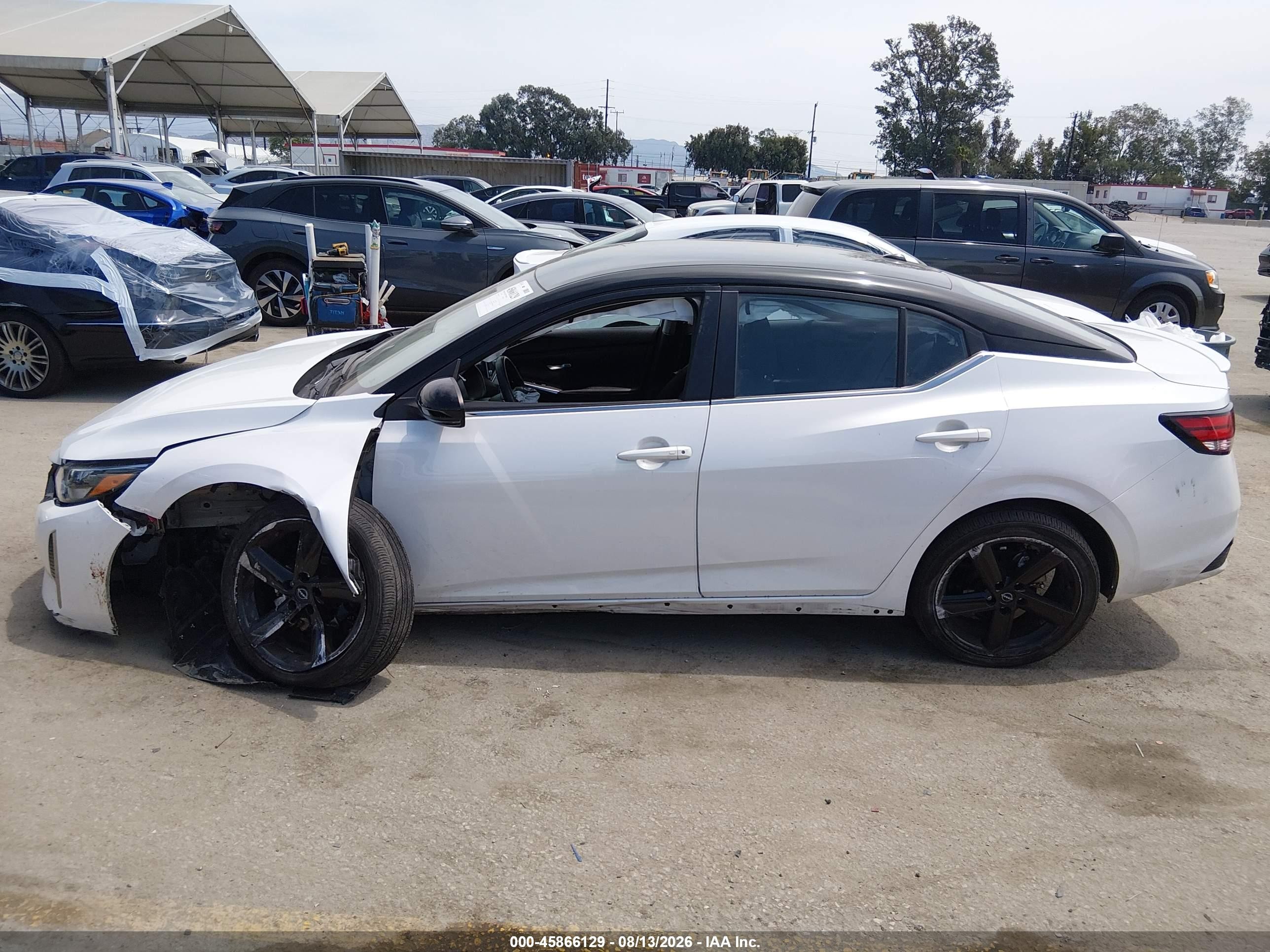 2024 Nissan Sentra Sr Xtronic Cvt White vin: 3N1AB8DV5RY259625