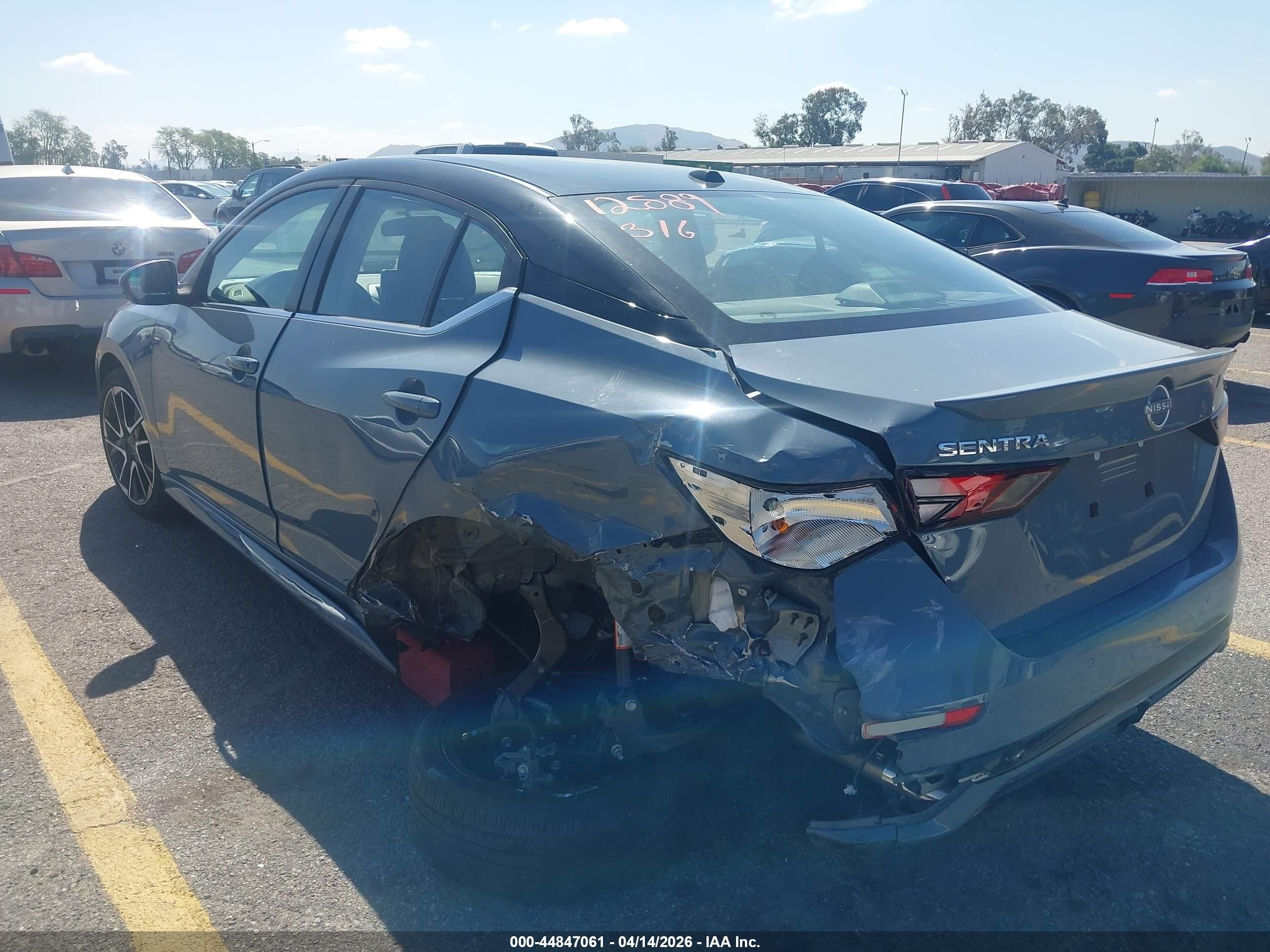 2024 Nissan Sentra Sr Xtronic Cvt Light Blue vin: 3N1AB8DV8RY247727