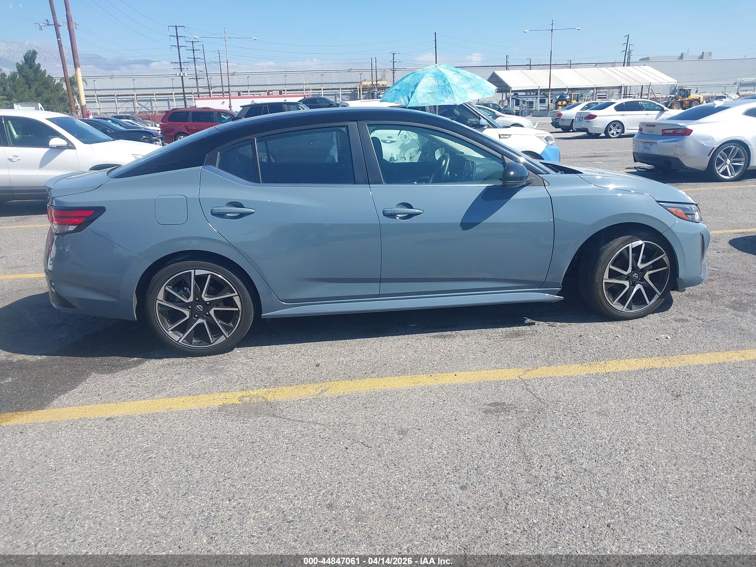 2024 Nissan Sentra Sr Xtronic Cvt Light Blue vin: 3N1AB8DV8RY247727