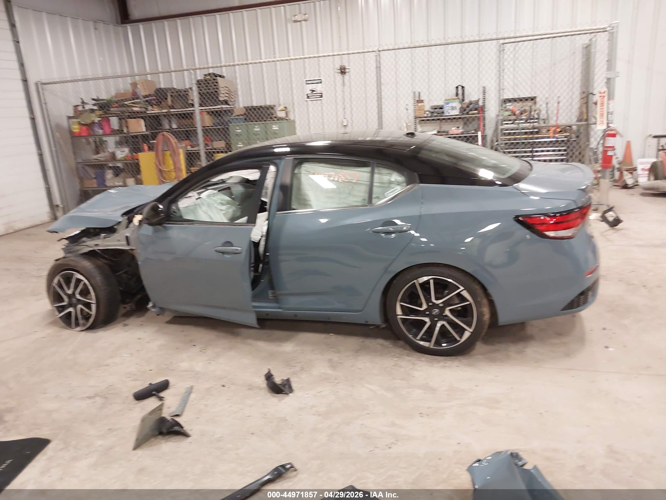 2024 Nissan Sentra Sr Xtronic Cvt Blue vin: 3N1AB8DV9RY290036