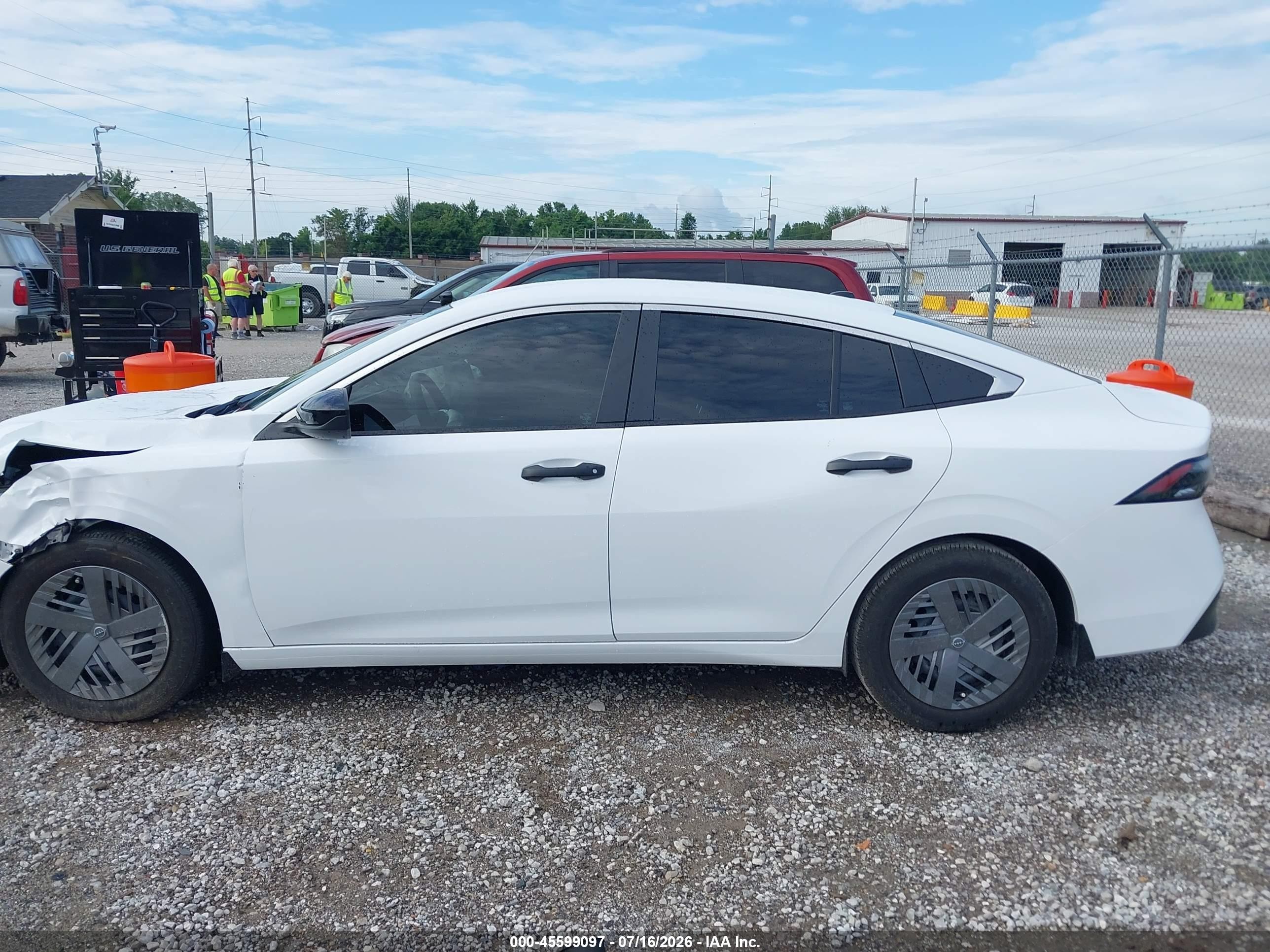 2026 Nissan Sentra S Белый vin: 3N1AB9BV7TY209566