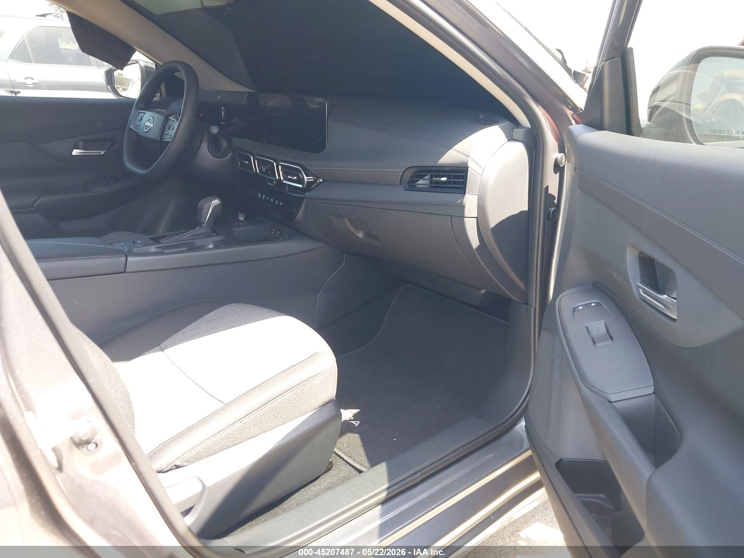 2026 Nissan Sentra Sv Gray vin: 3N1AB9CV7TY231016