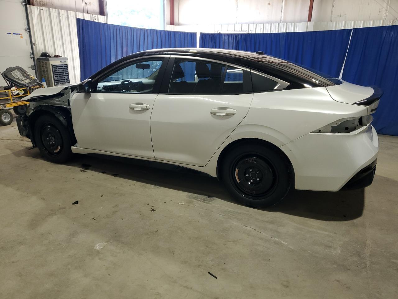 2026 Nissan Sentra Sr White vin: 3N1AB9DV1TY225663 Damage: Left Rear Wheel, Missing, Replacement Required