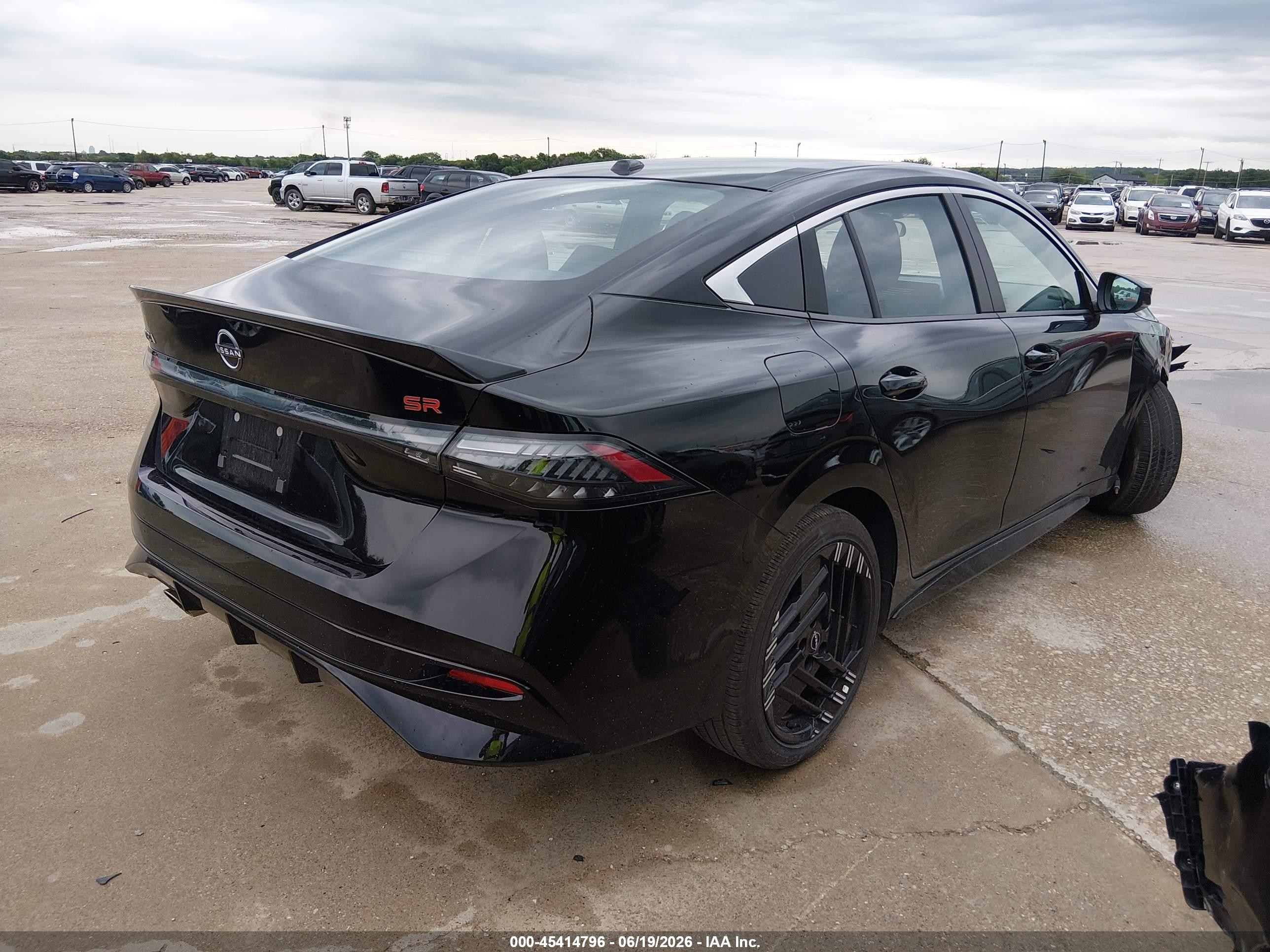 2026 Nissan Sentra Sr Black vin: 3N1AB9DV2TY253018