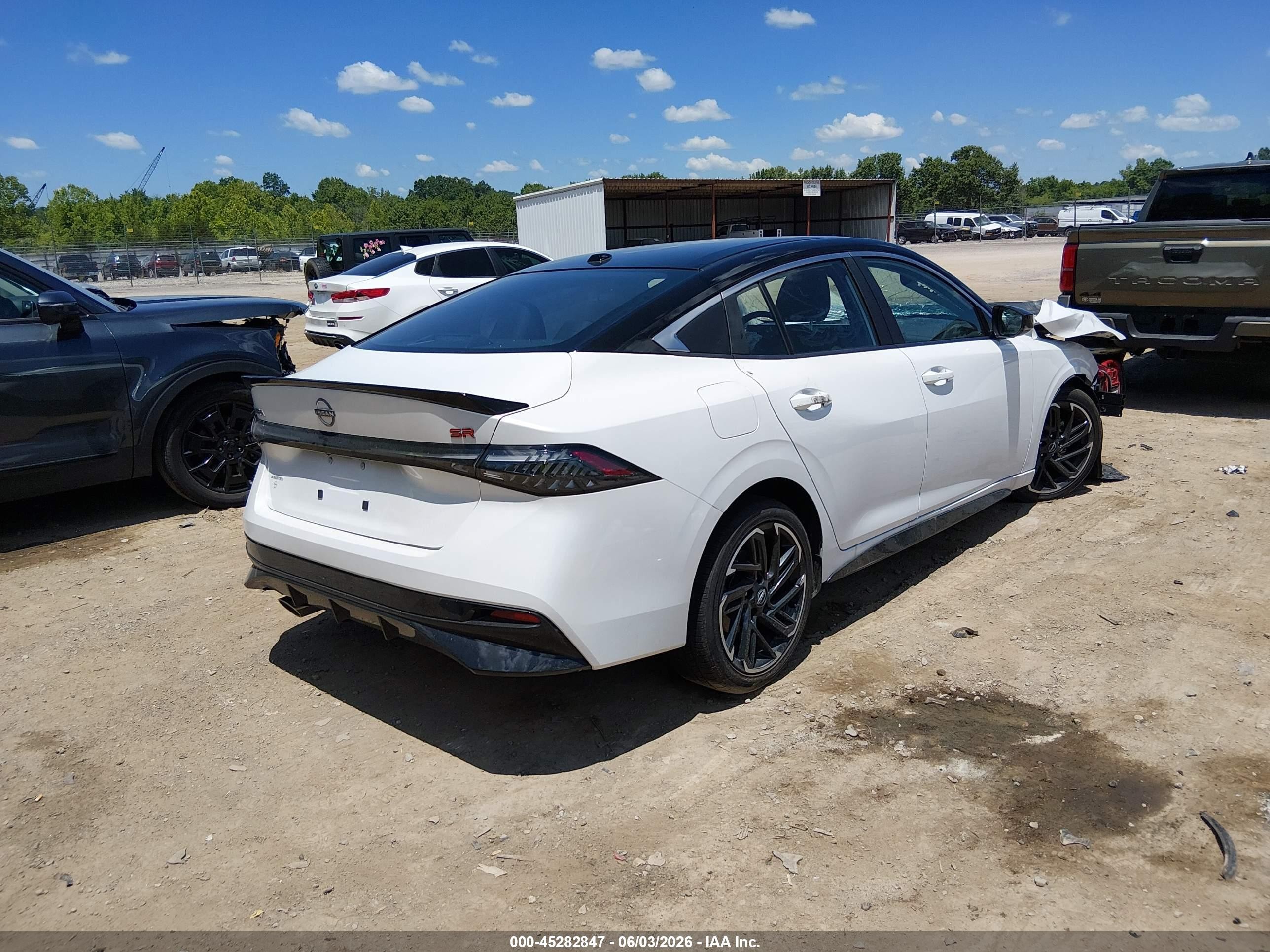 2026 Nissan Sentra Sr White vin: 3N1AB9DV6TY270744