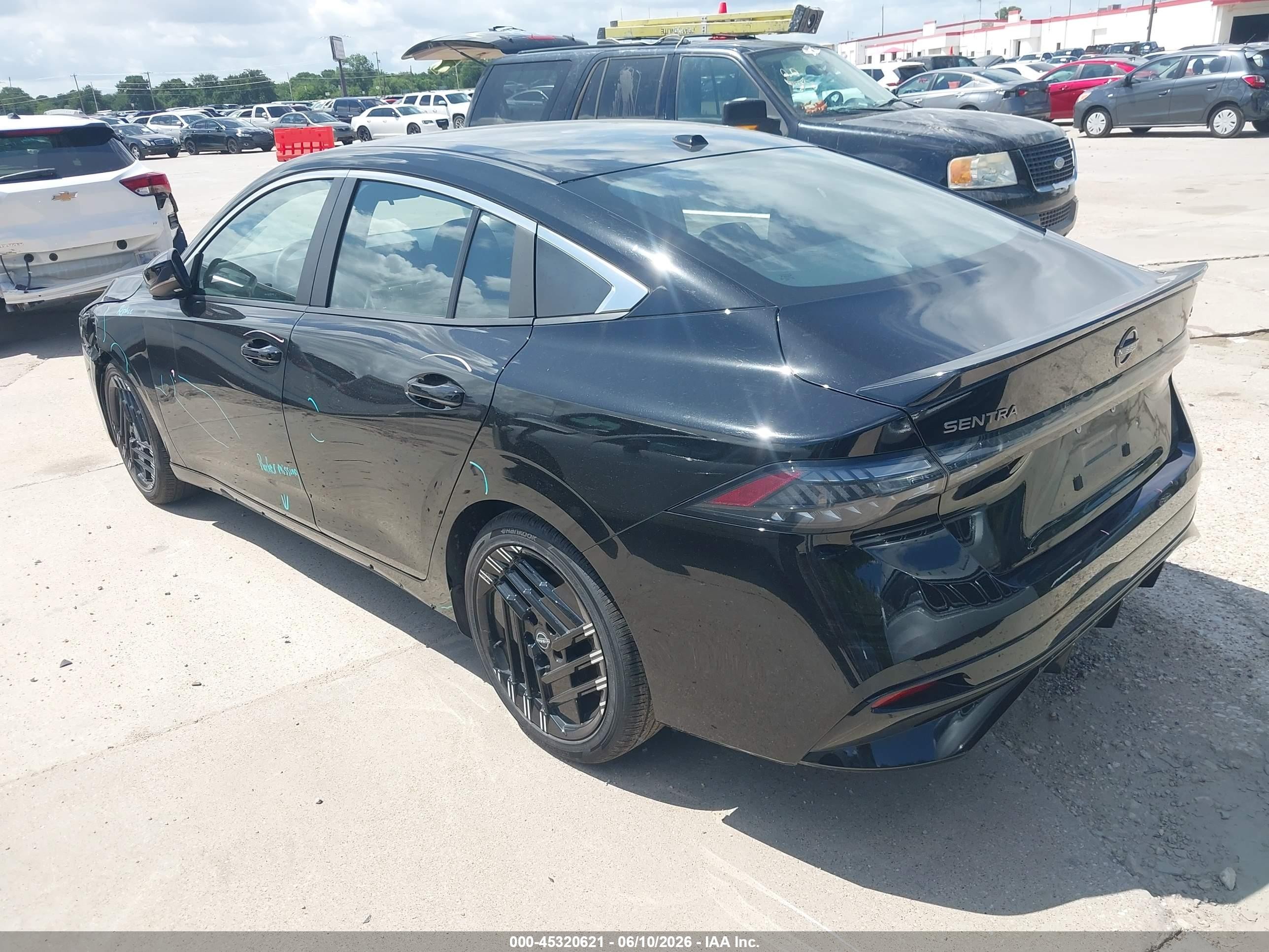2026 Nissan Sentra Sr Black vin: 3N1AB9DVXTY231137