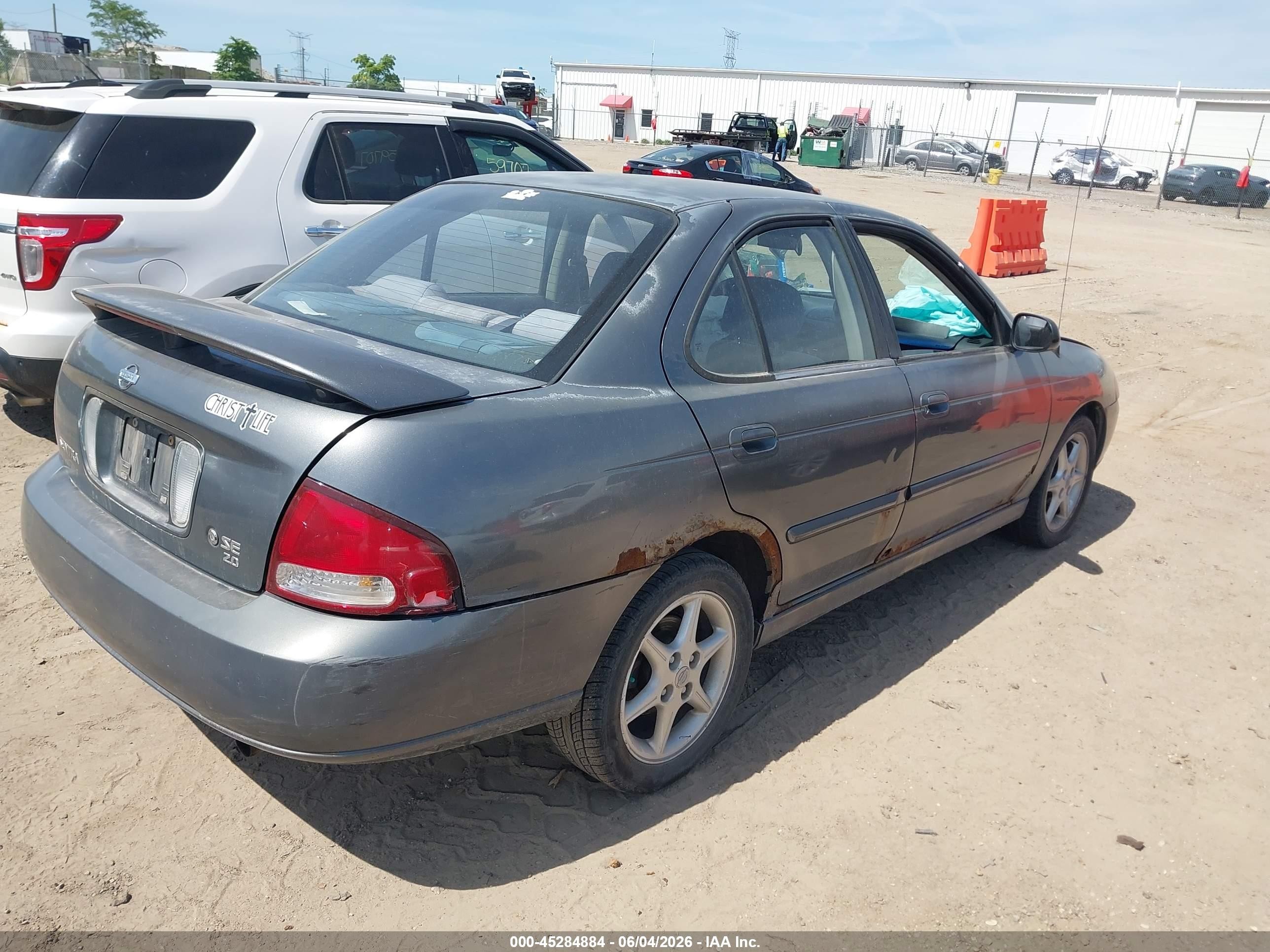 2000 Nissan Sentra Se Gray vin: 3N1BB51D4YL104686