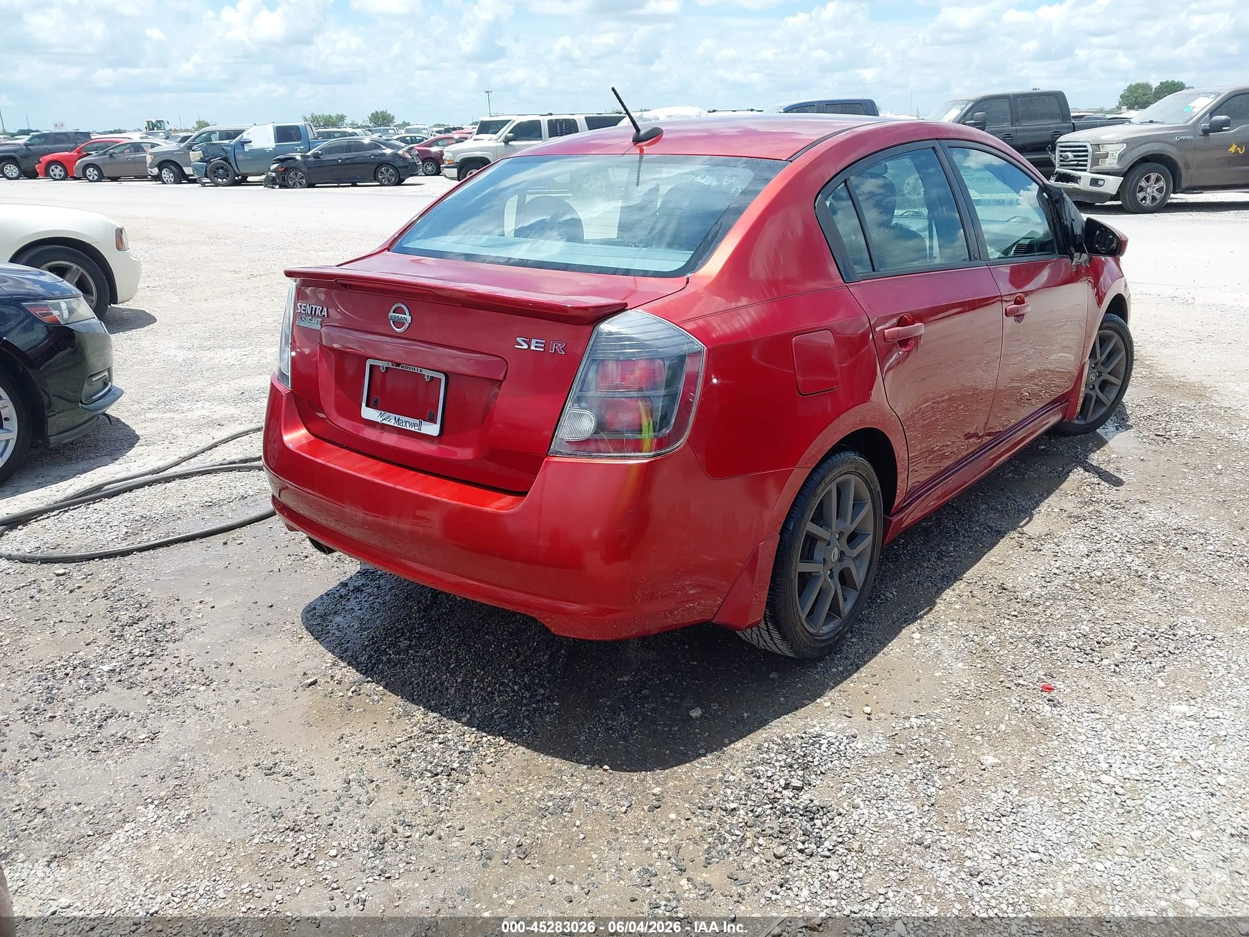 2011 Nissan Sentra Se-r Красный vin: 3N1BB6AP5BL621809