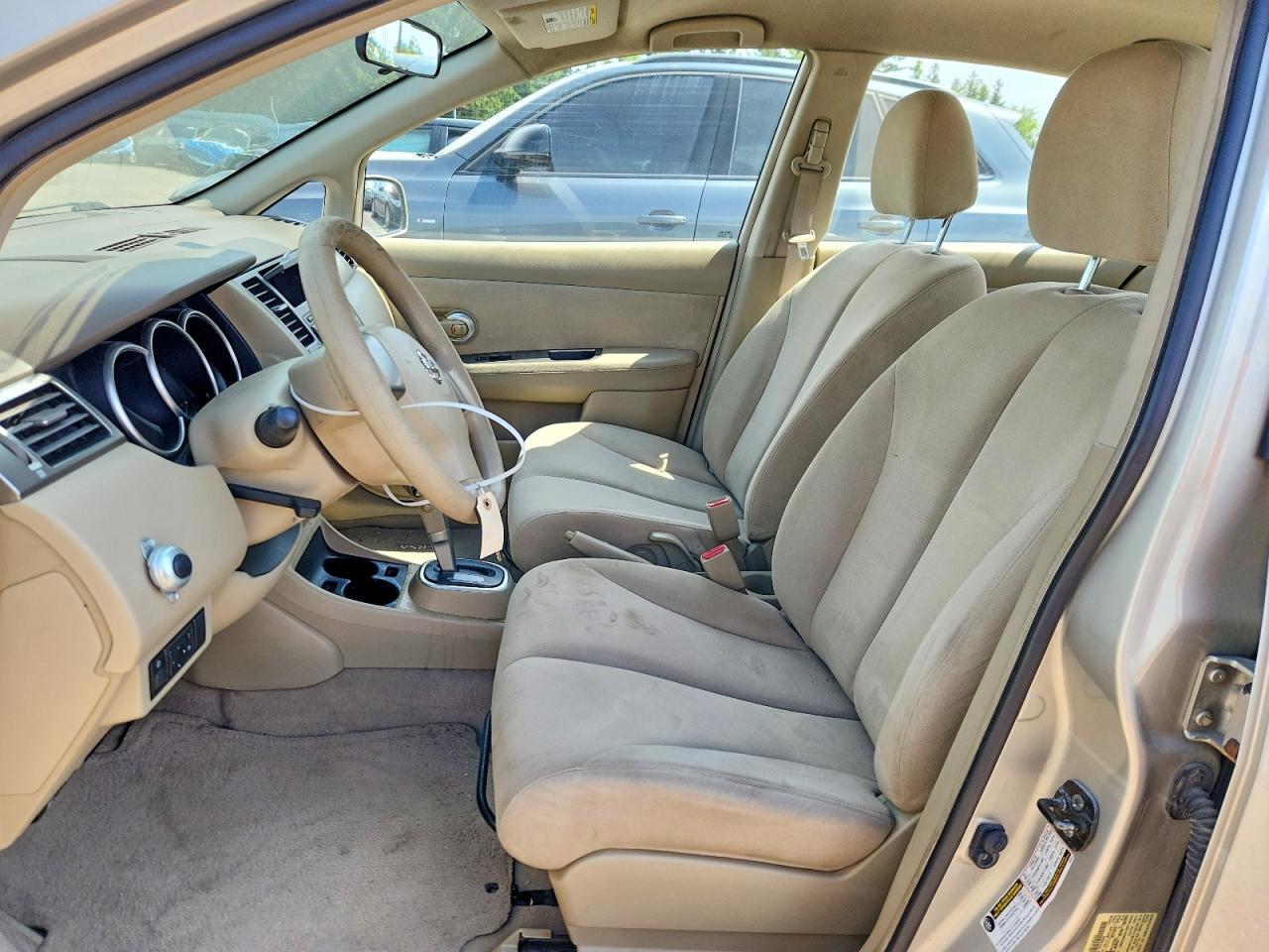 2007 Nissan Versa 1.8 S Beige vin: 3N1BC11E07L406280