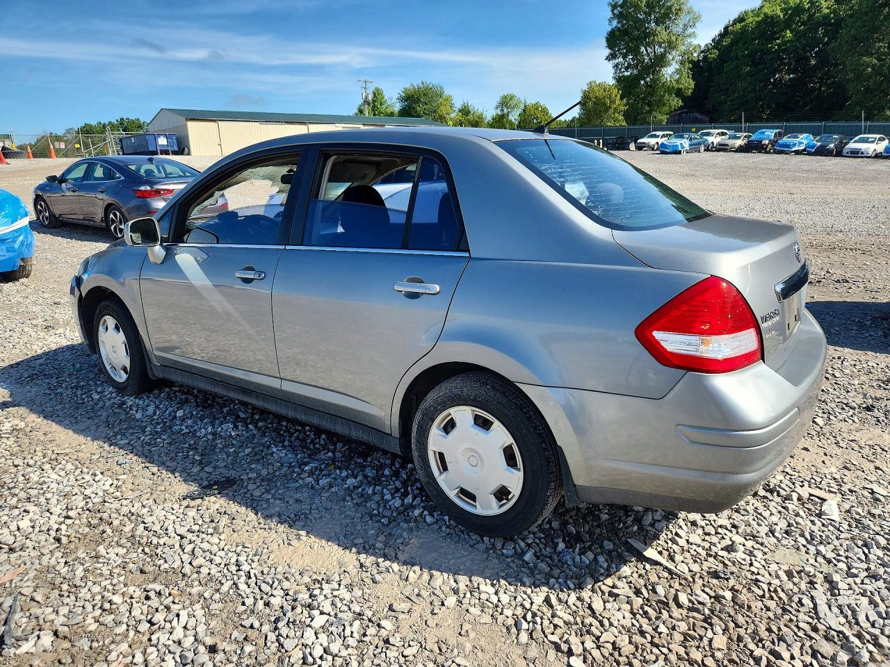 2007 Nissan Versa 1.8 S Gray vin: 3N1BC11E07L449937