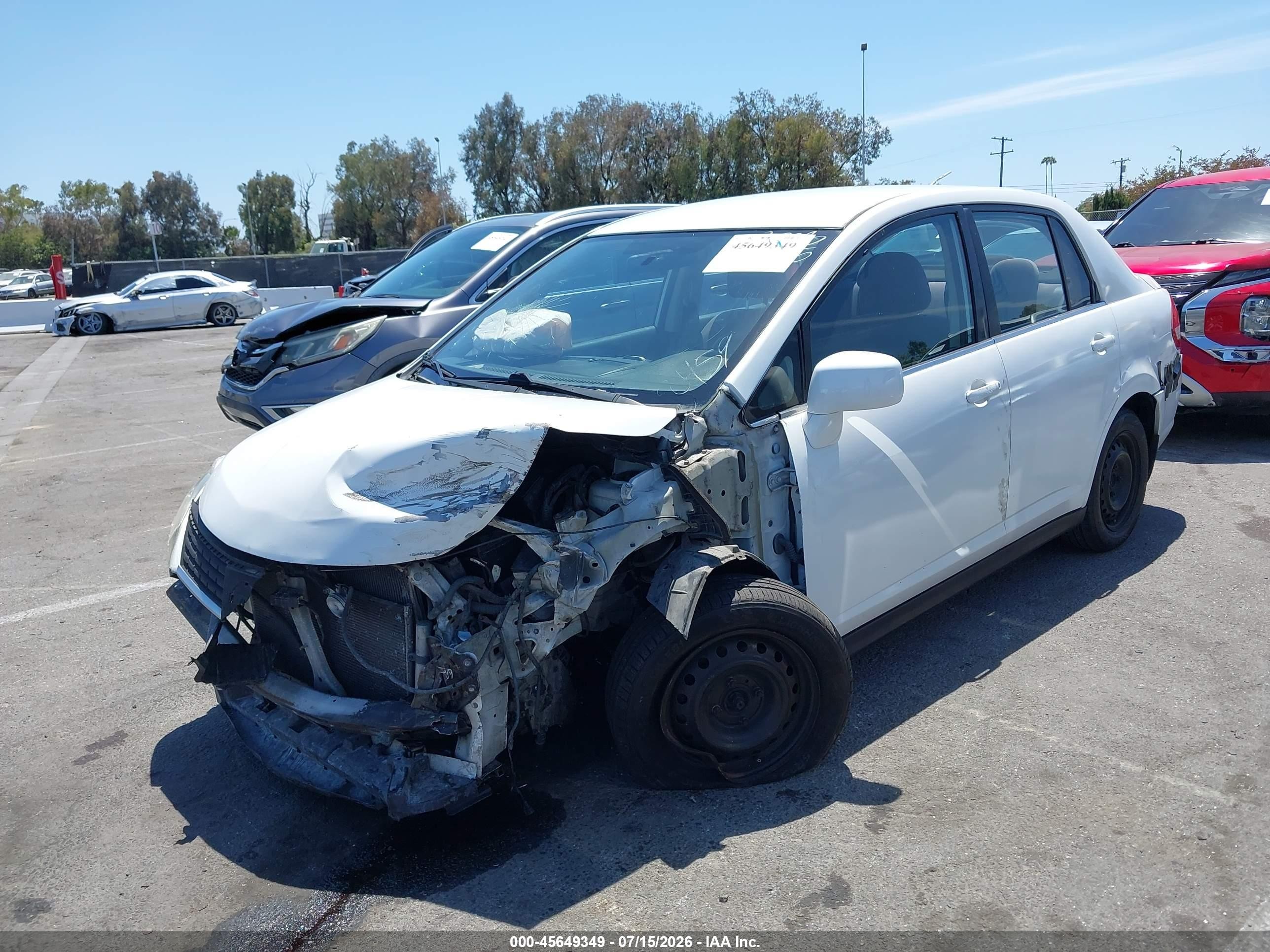 2008 Nissan Versa 1.8 S White vin: 3N1BC11E08L388459