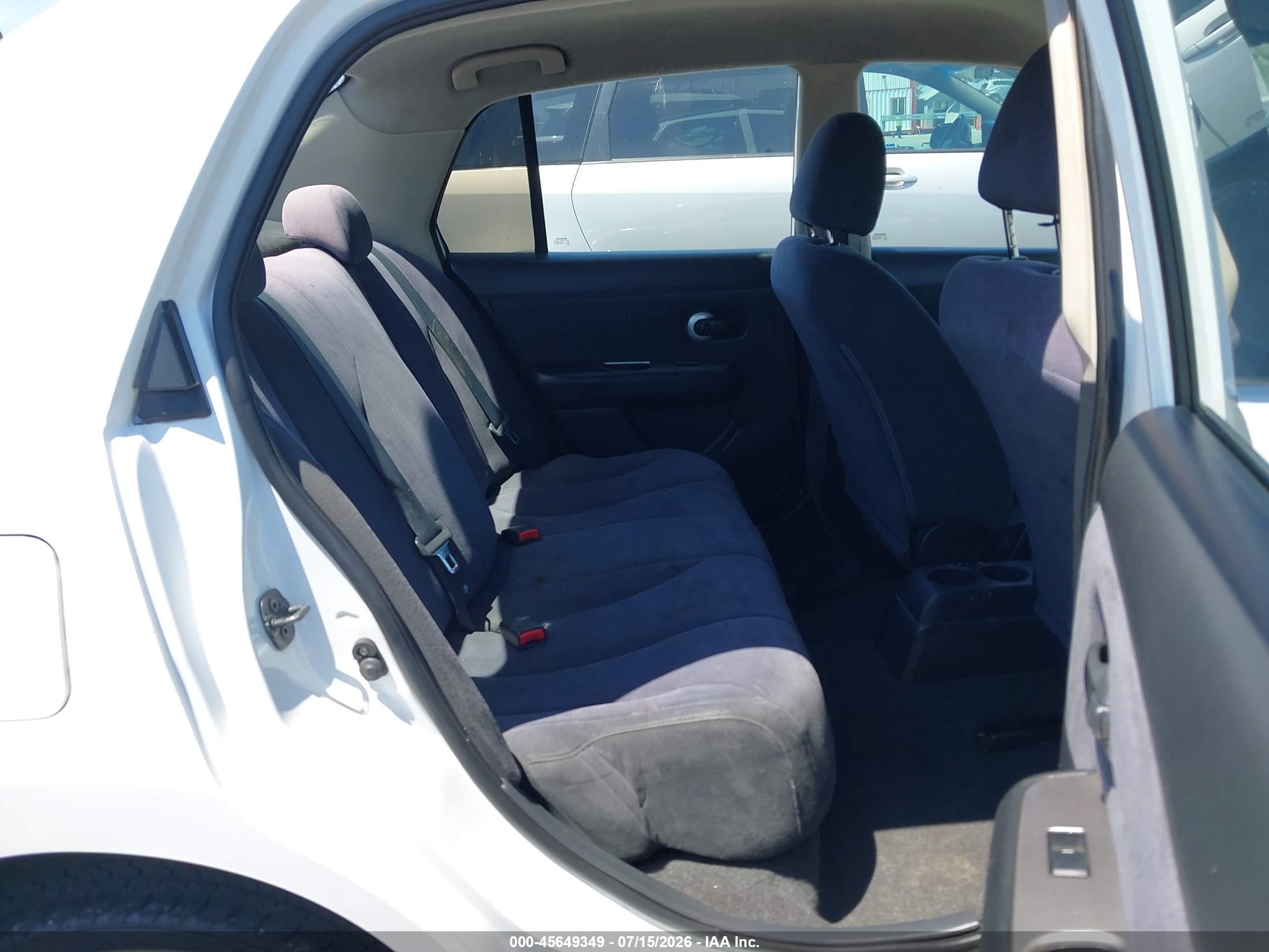 2008 Nissan Versa 1.8 S White vin: 3N1BC11E08L388459