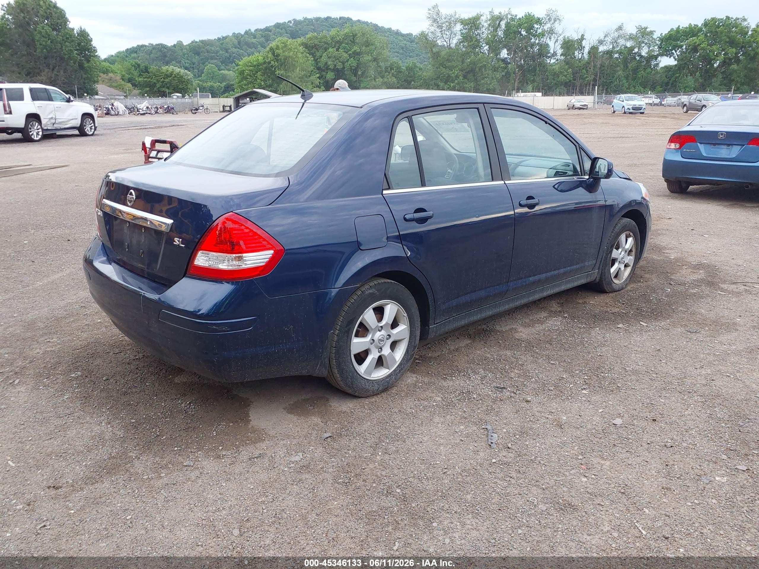 2008 Nissan Versa 1.8sl Blue vin: 3N1BC11E08L395699
