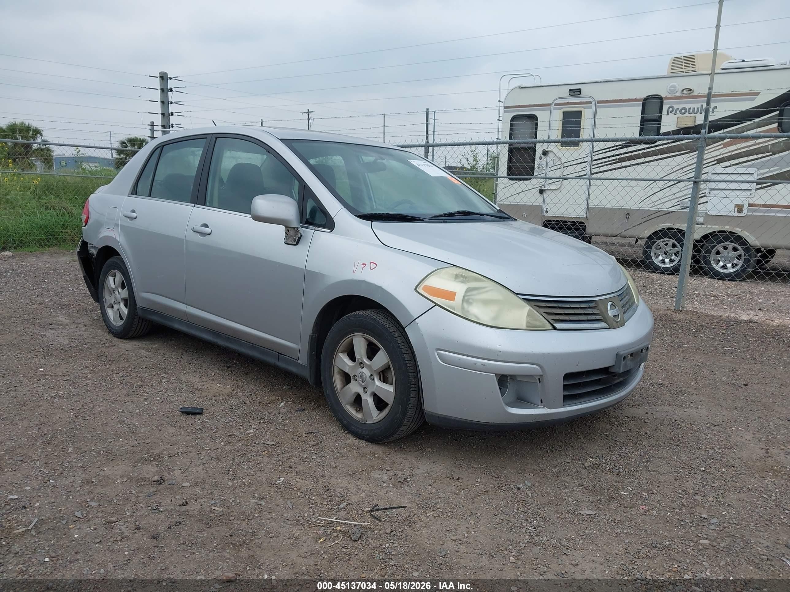 2009 Nissan Versa 1.8sl Silver vin: 3N1BC11E09L355303