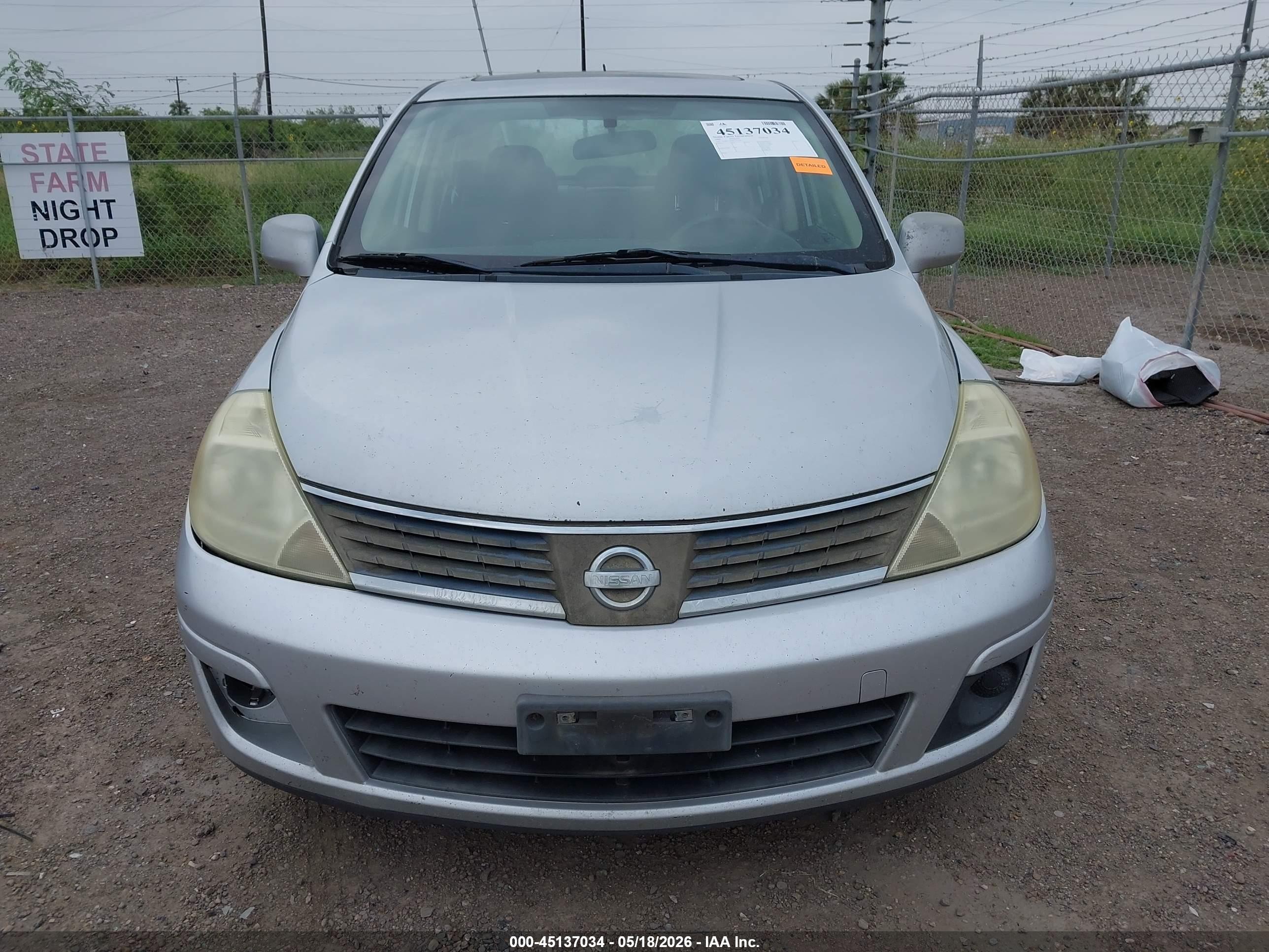 2009 Nissan Versa 1.8sl Silver vin: 3N1BC11E09L355303
