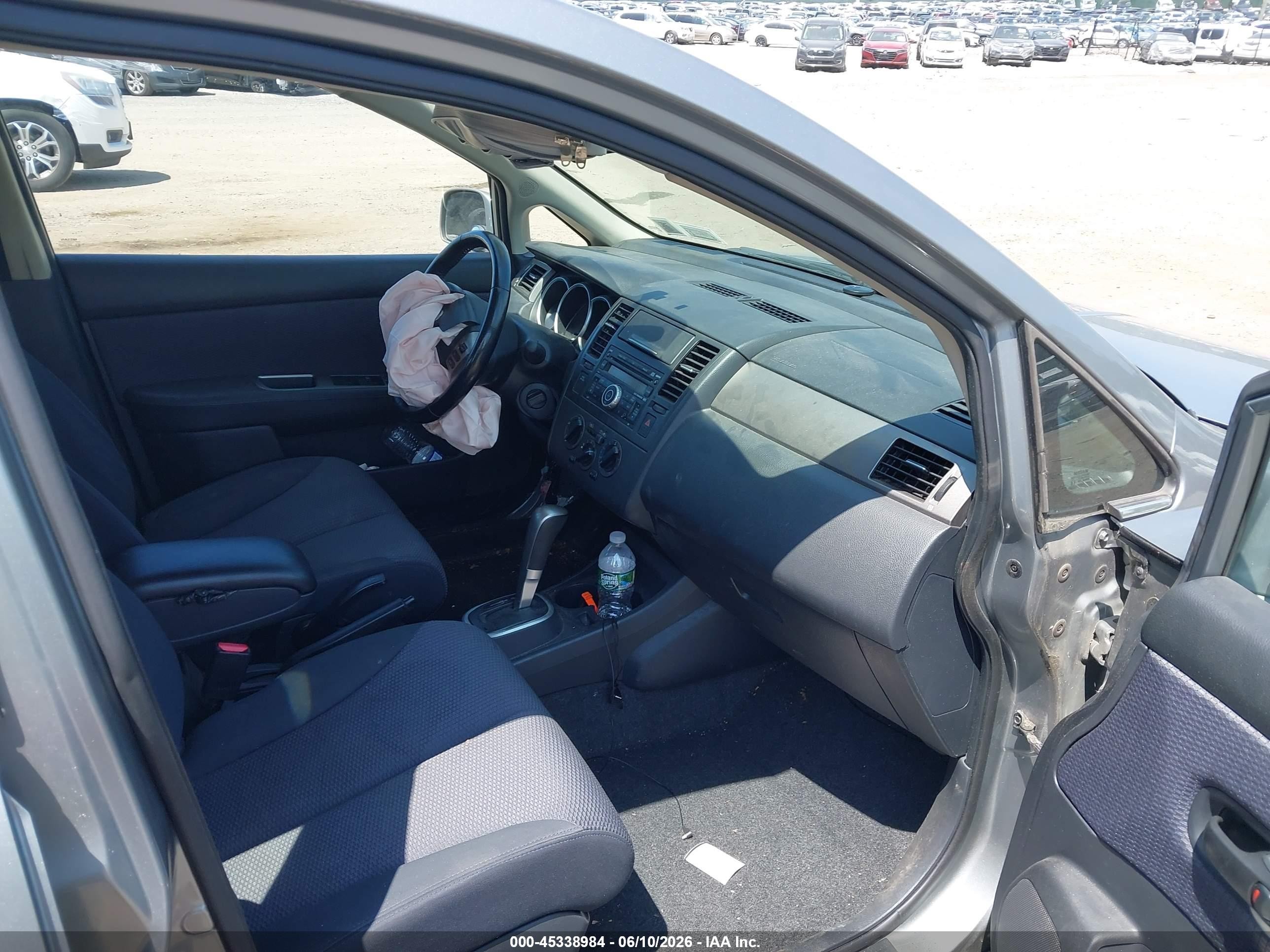 2009 Nissan Versa 1.8sl Серый vin: 3N1BC11E09L362591