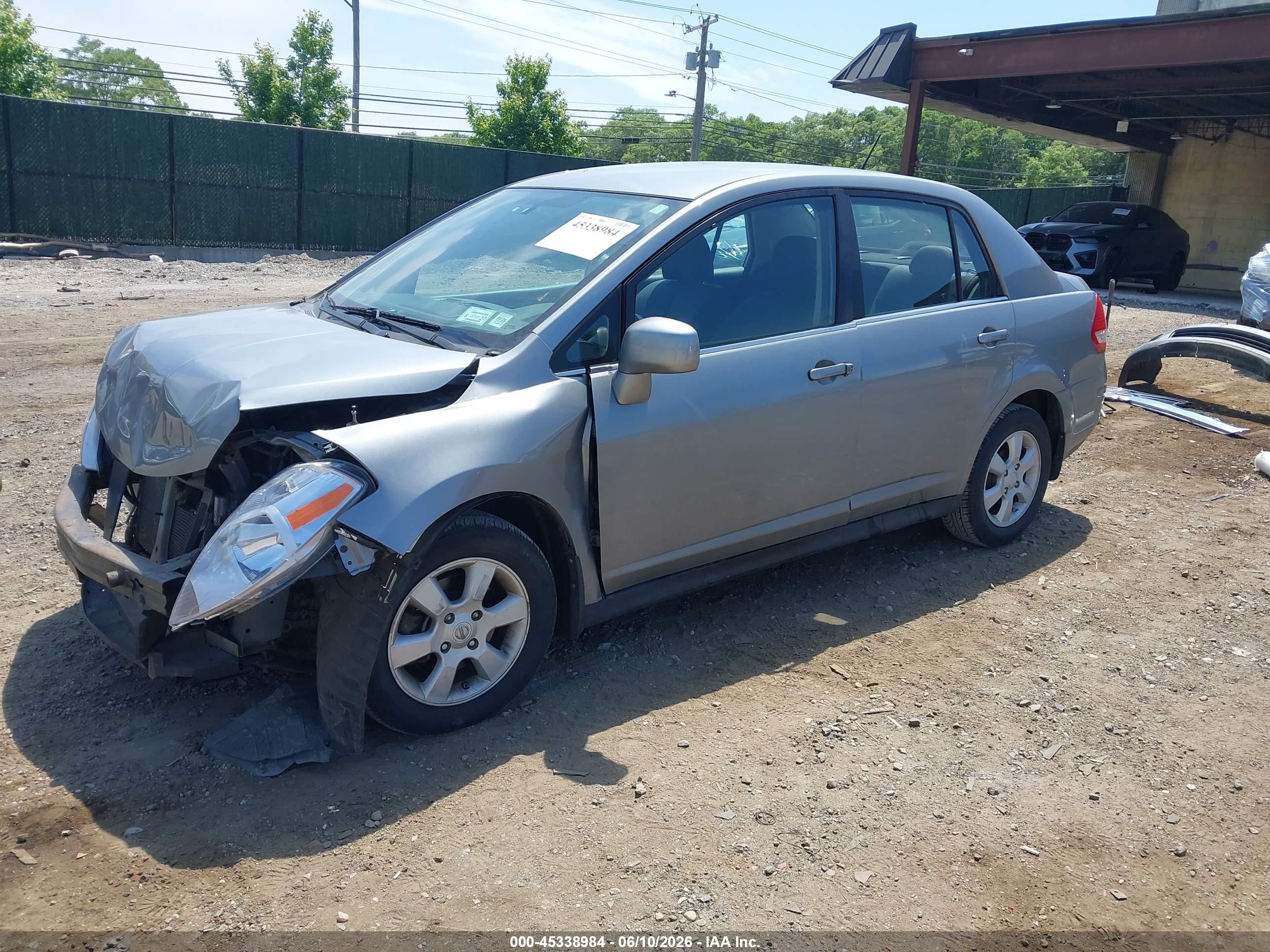 2009 Nissan Versa 1.8sl Серый vin: 3N1BC11E09L362591