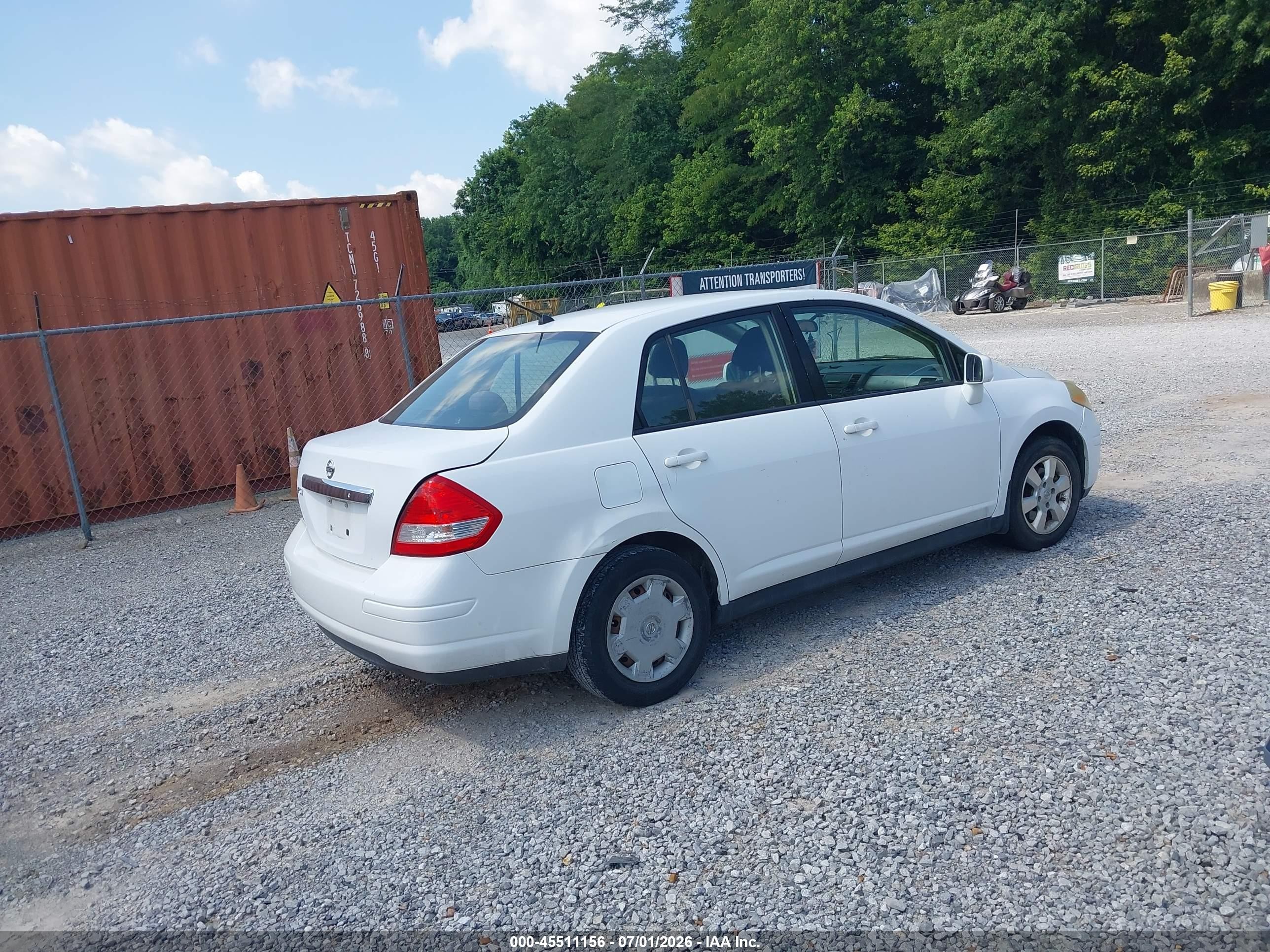2009 Nissan Versa 1.8s White vin: 3N1BC11E09L425267