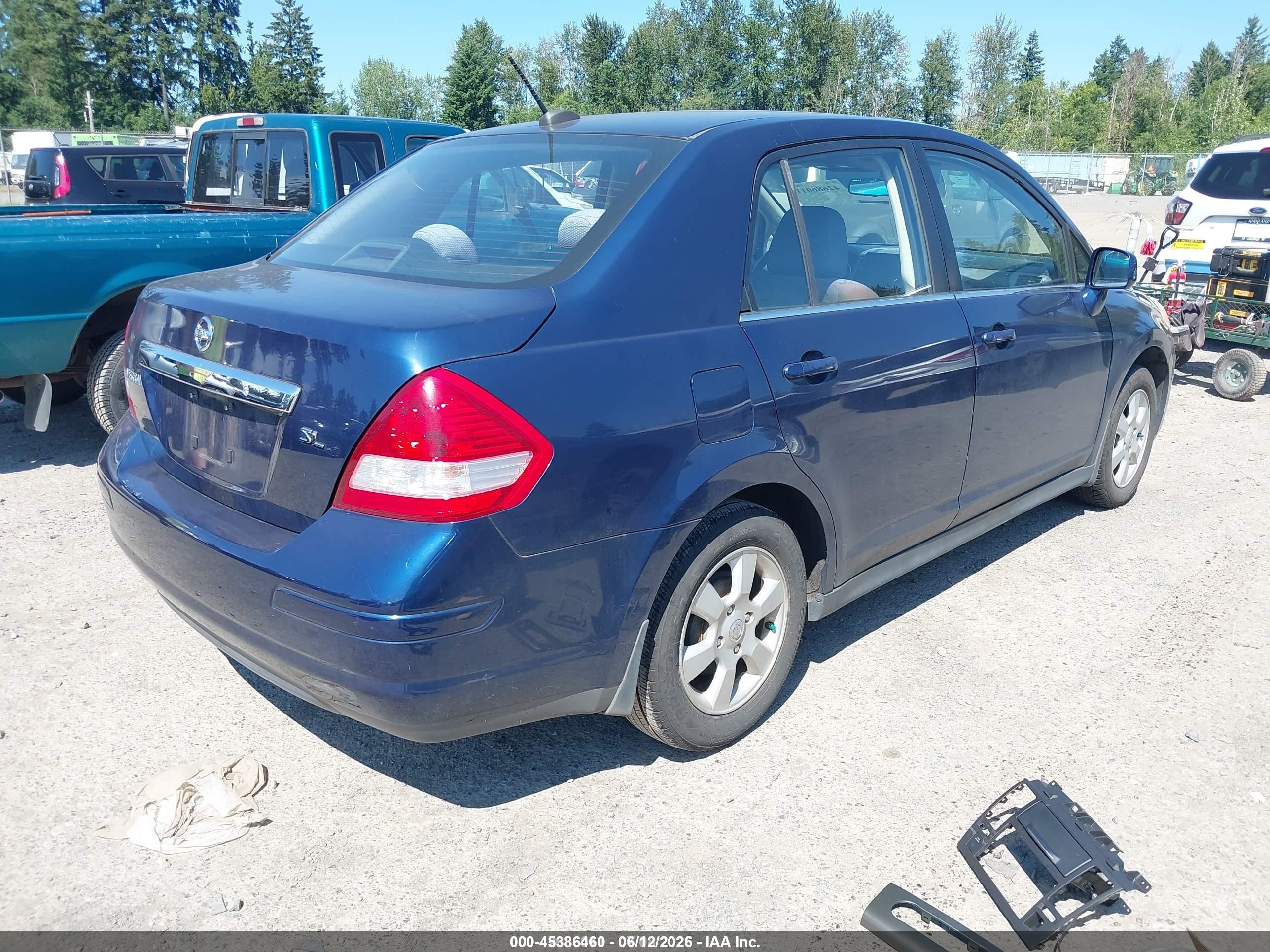 2007 Nissan Versa 1.8sl Синий vin: 3N1BC11E17L450479