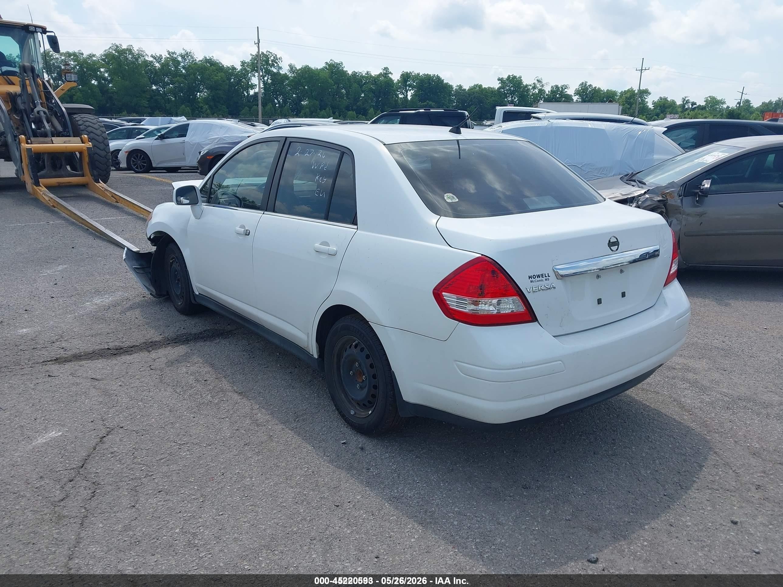 2008 Nissan Versa 1.8s White vin: 3N1BC11E18L392875
