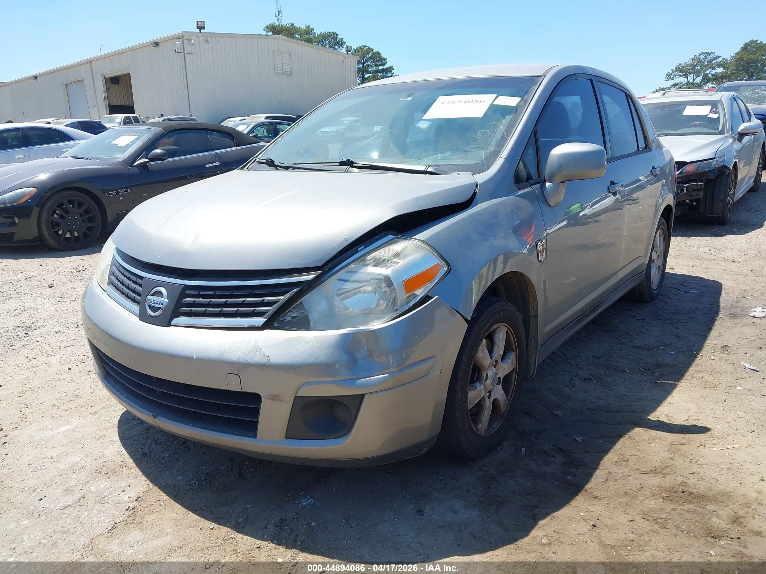 2009 Nissan Versa 1.8sl Silver vin: 3N1BC11E19L396992