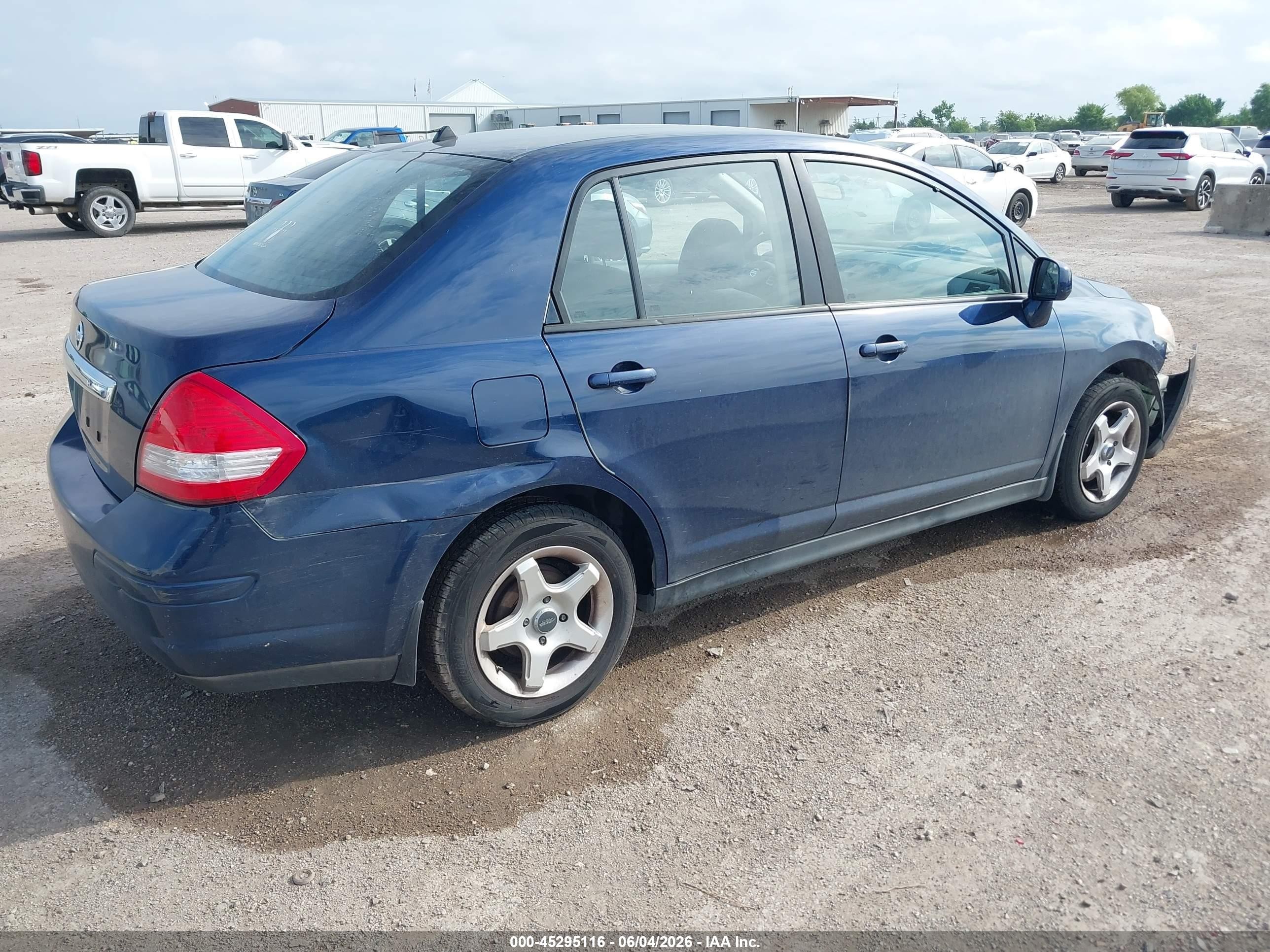 2009 Nissan Versa 1.8s Blue vin: 3N1BC11E19L448668