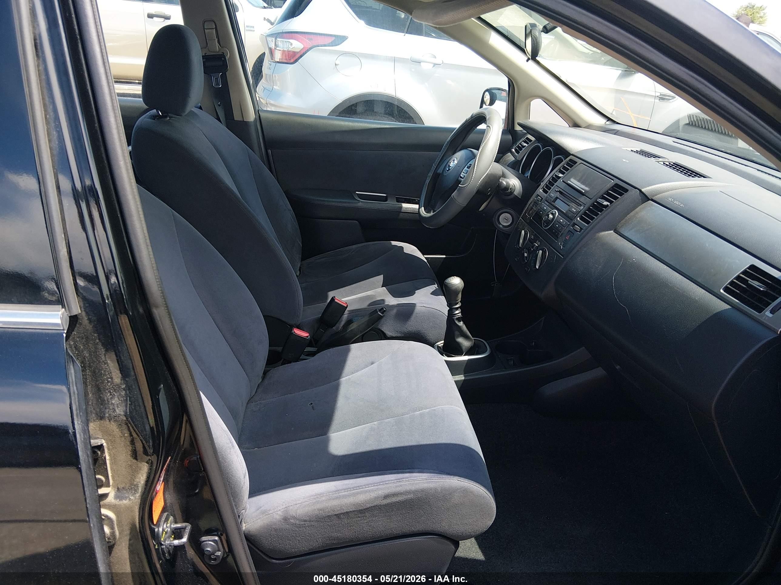 2009 Nissan Versa 1.8s Черный vin: 3N1BC11E29L352466