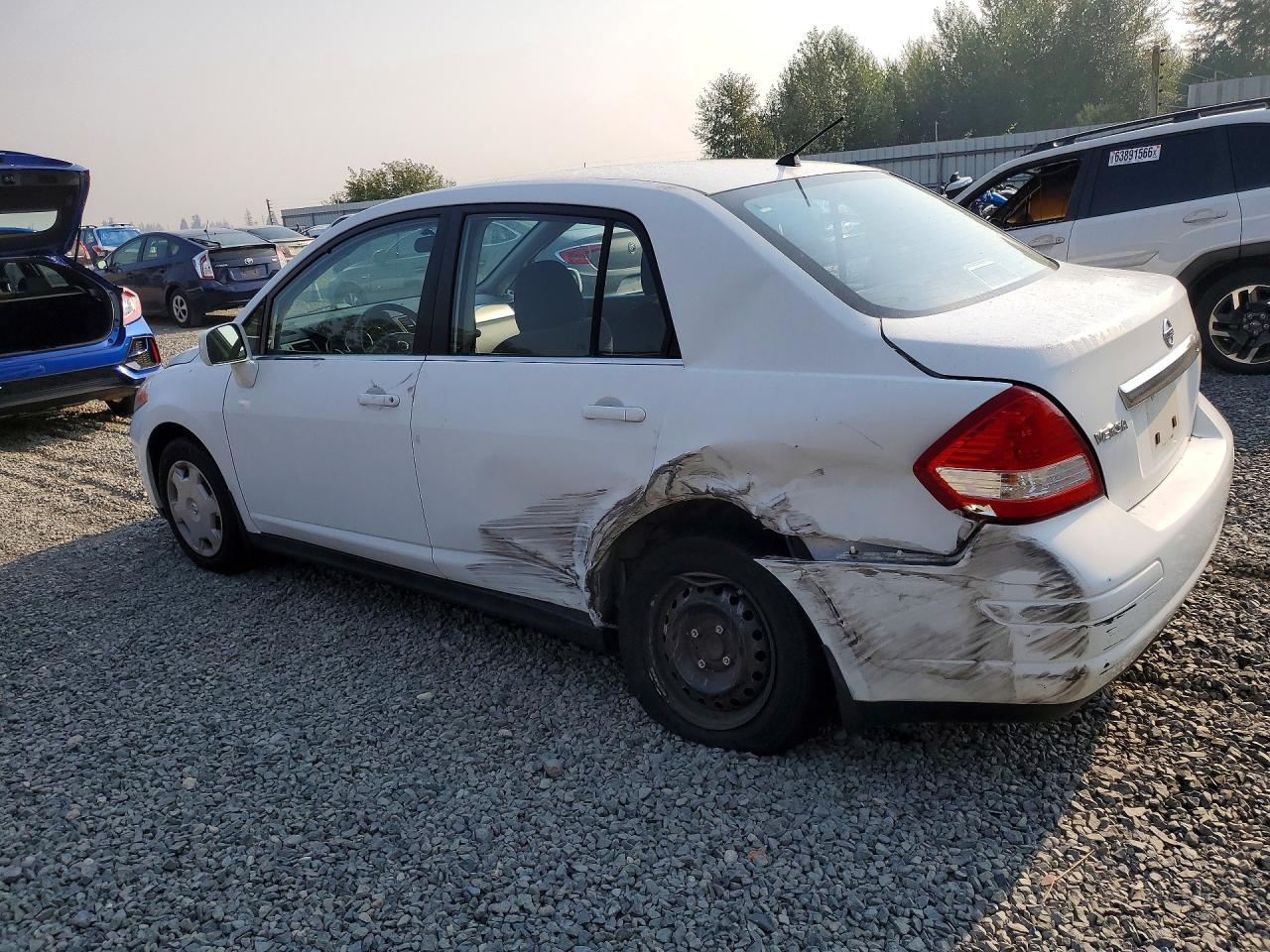 2008 Nissan Versa 1.8 S White vin: 3N1BC11E38L388990