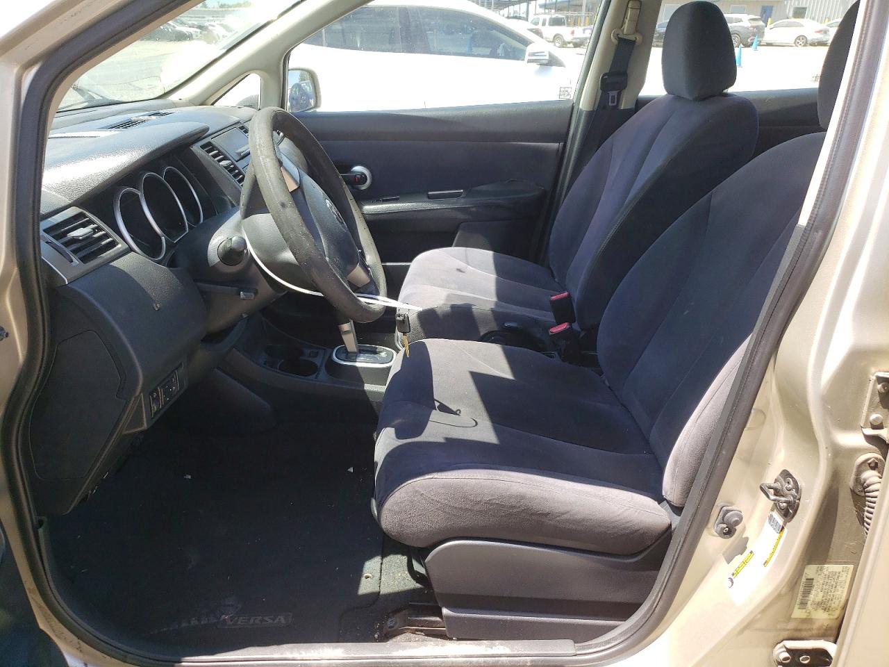 2009 Nissan Versa 1.8 S Cream vin: 3N1BC11E39L424534