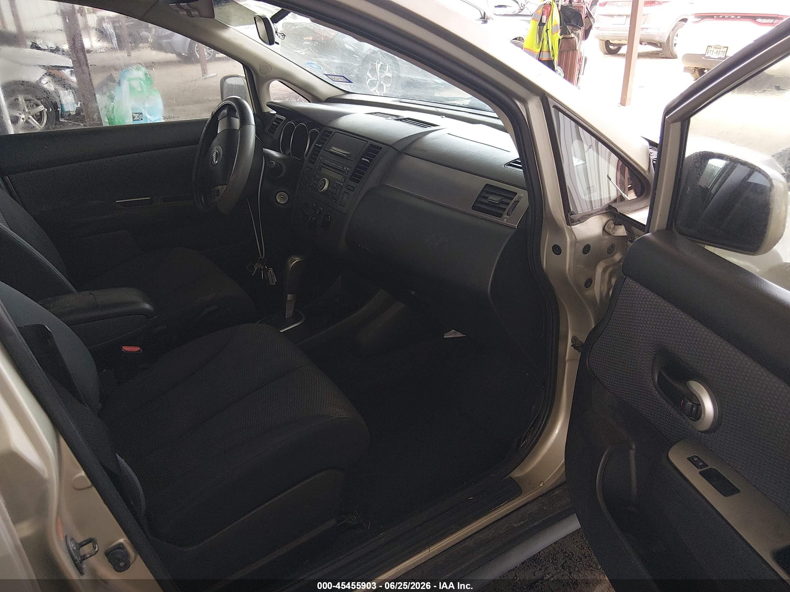2009 Nissan Versa 1.8sl Gold vin: 3N1BC11E39L476231