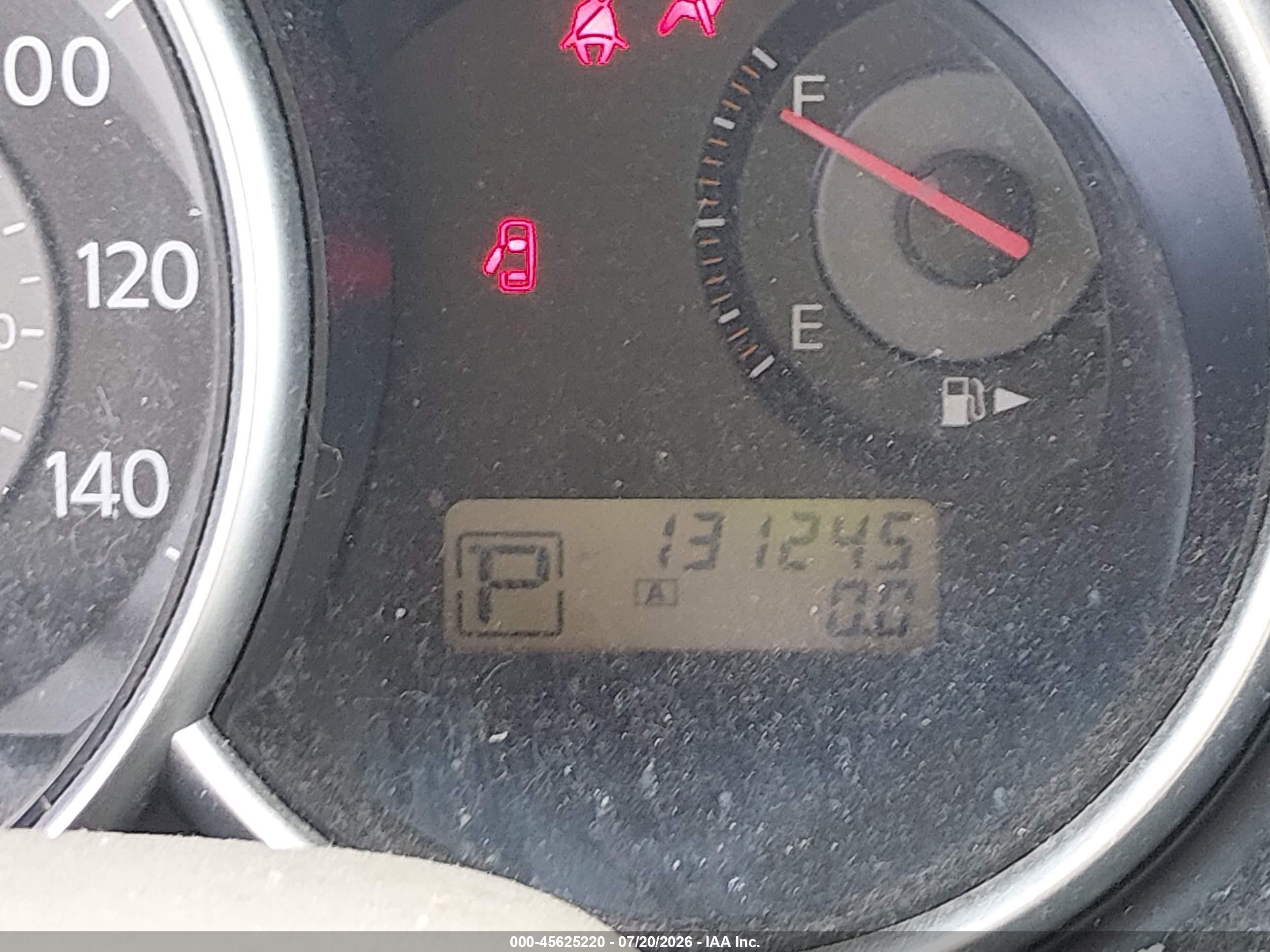 2007 Nissan Versa 1.8s Champagne vin: 3N1BC11E47L443283