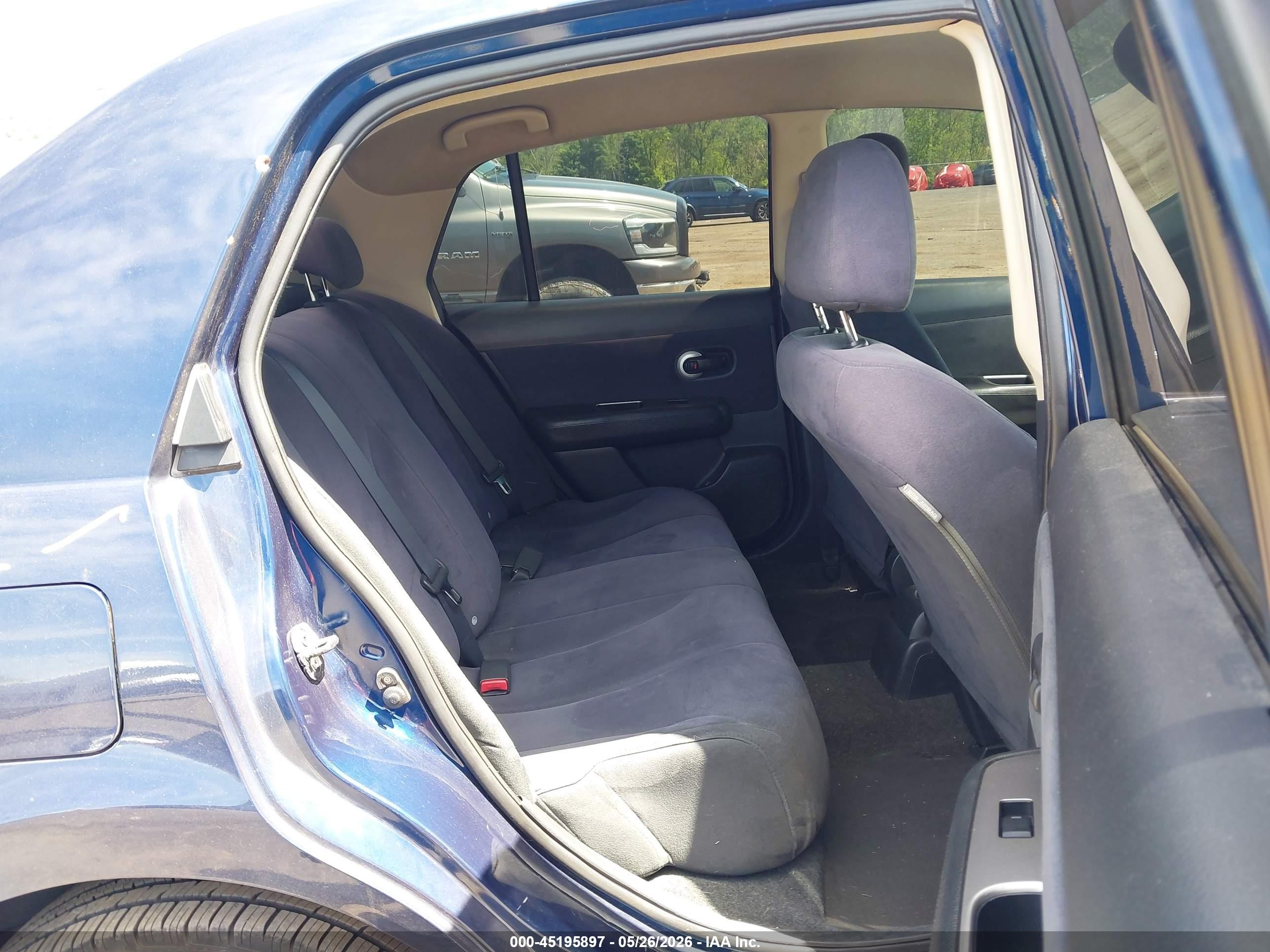 2008 Nissan Versa 1.8s Blue vin: 3N1BC11E48L368554