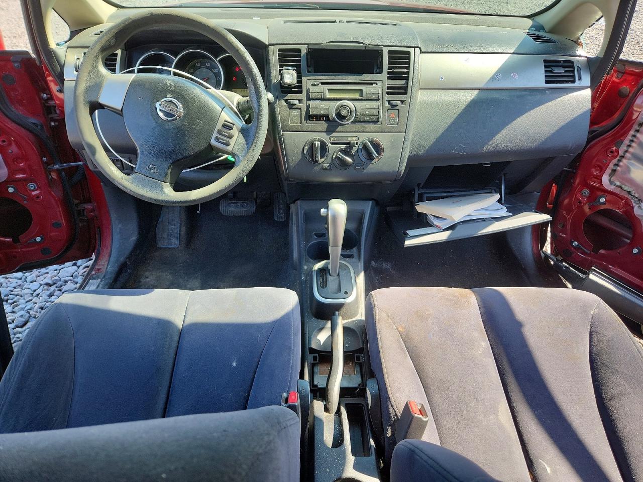2008 Nissan Versa 1.8 S Red vin: 3N1BC11E48L375715