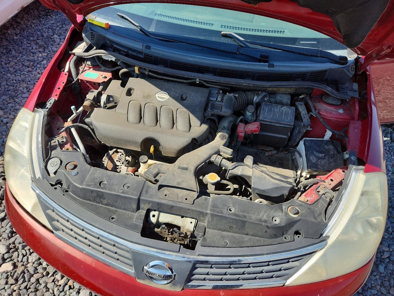 2008 Nissan Versa 1.8 S Red vin: 3N1BC11E48L375715