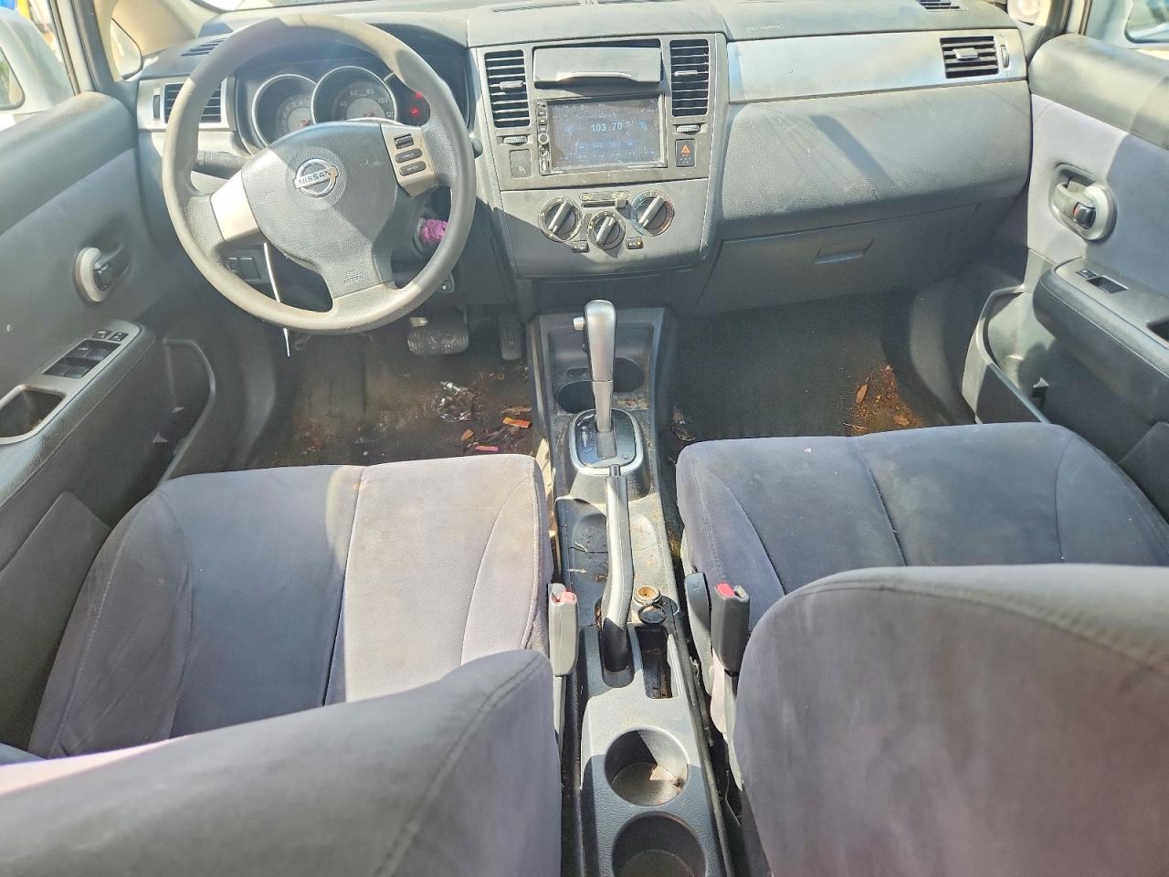 2008 Nissan Versa 1.8 S Silver vin: 3N1BC11E48L382597